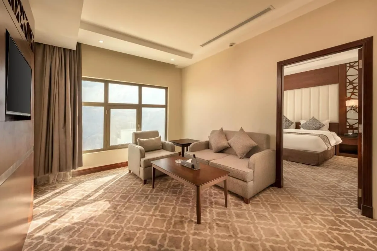 Bed in Sarwat Park Hotel