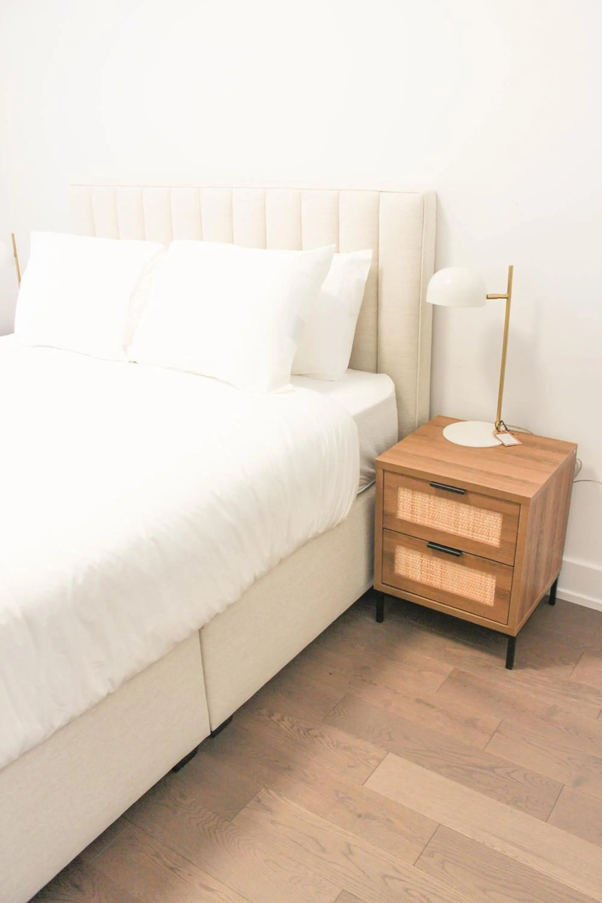 Bedroom, Bed in Muskoka Bay Resort