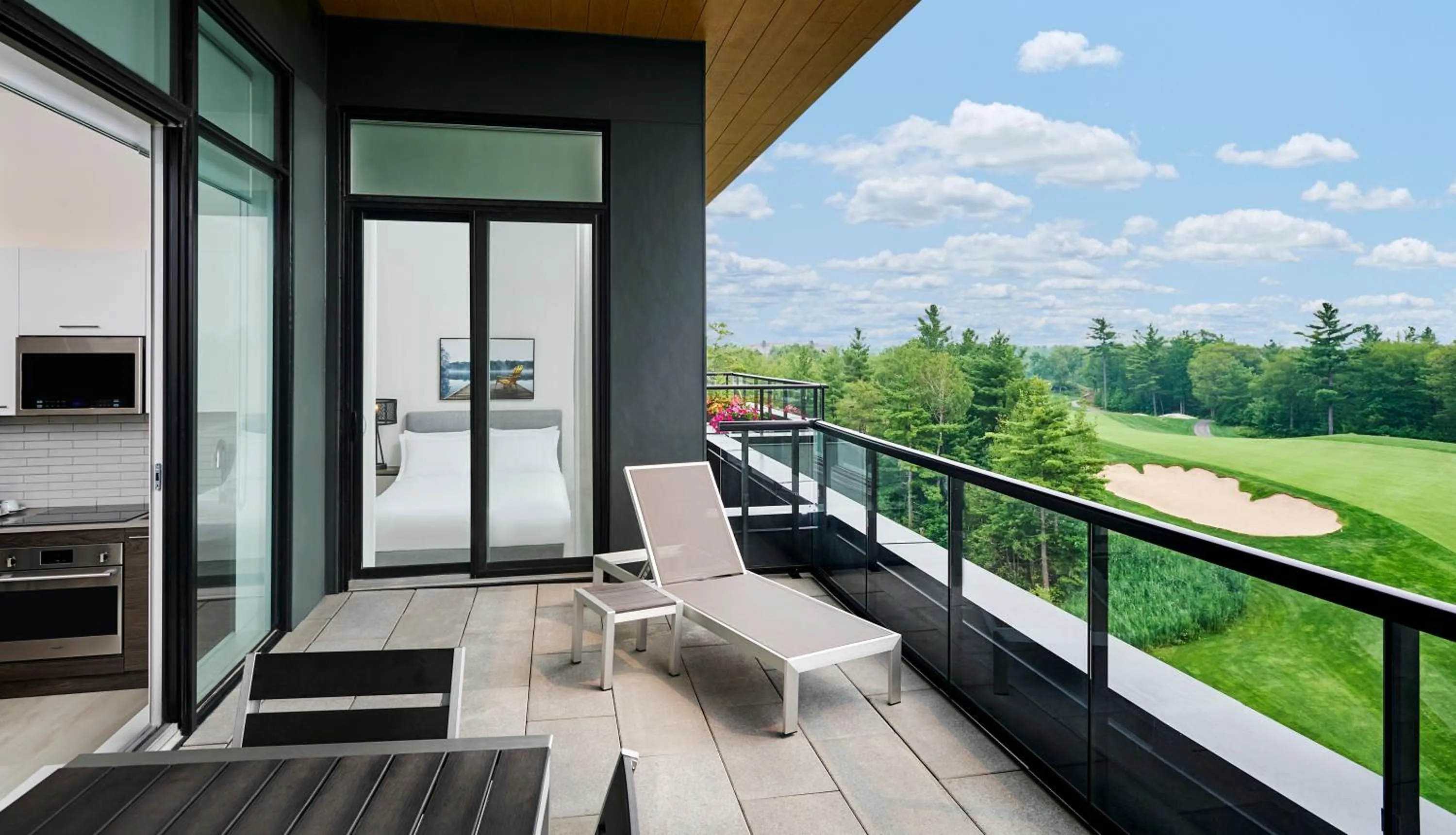 Balcony/Terrace in Muskoka Bay Resort