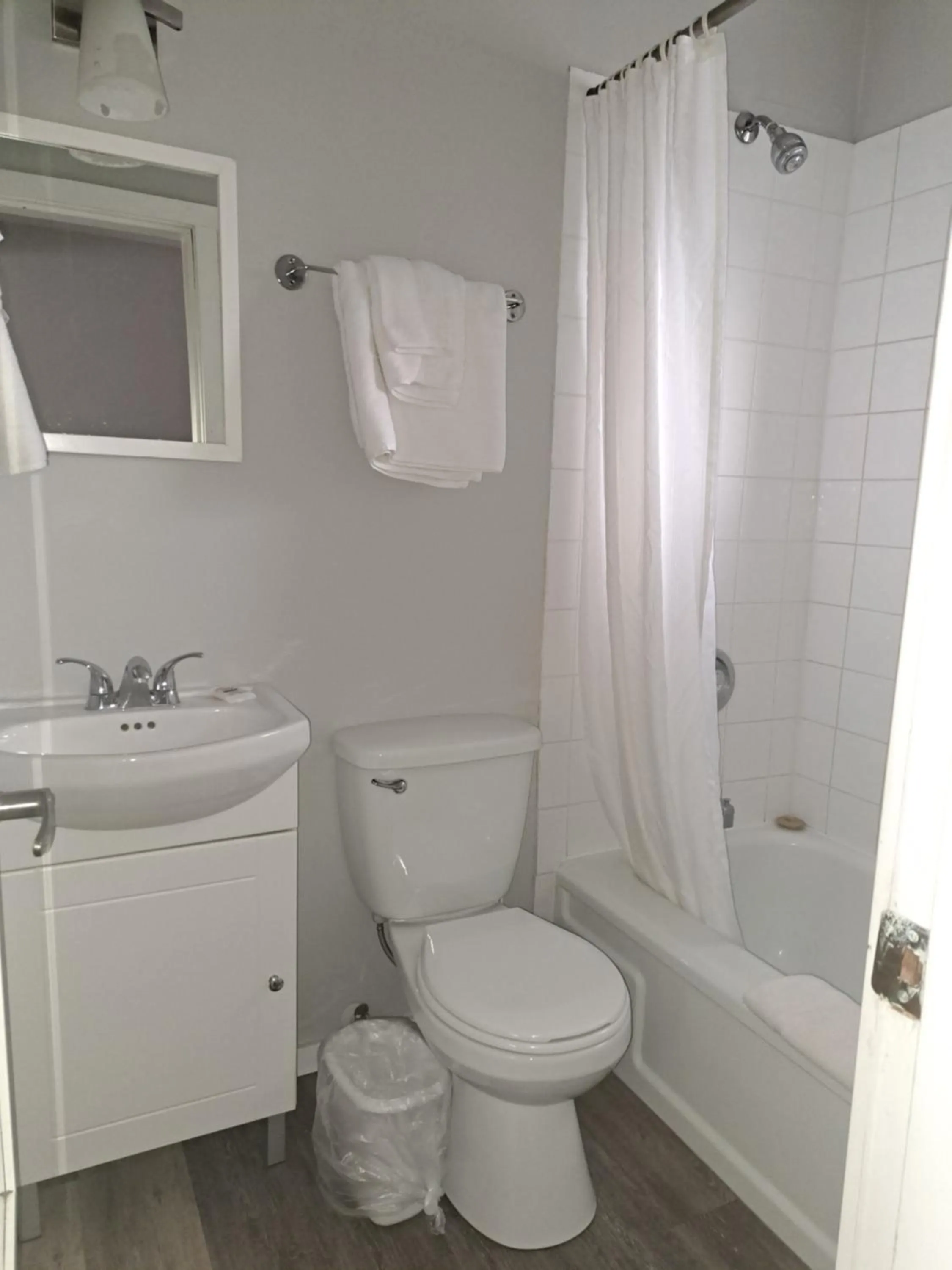 Shower in Richter Pass Beach Resort