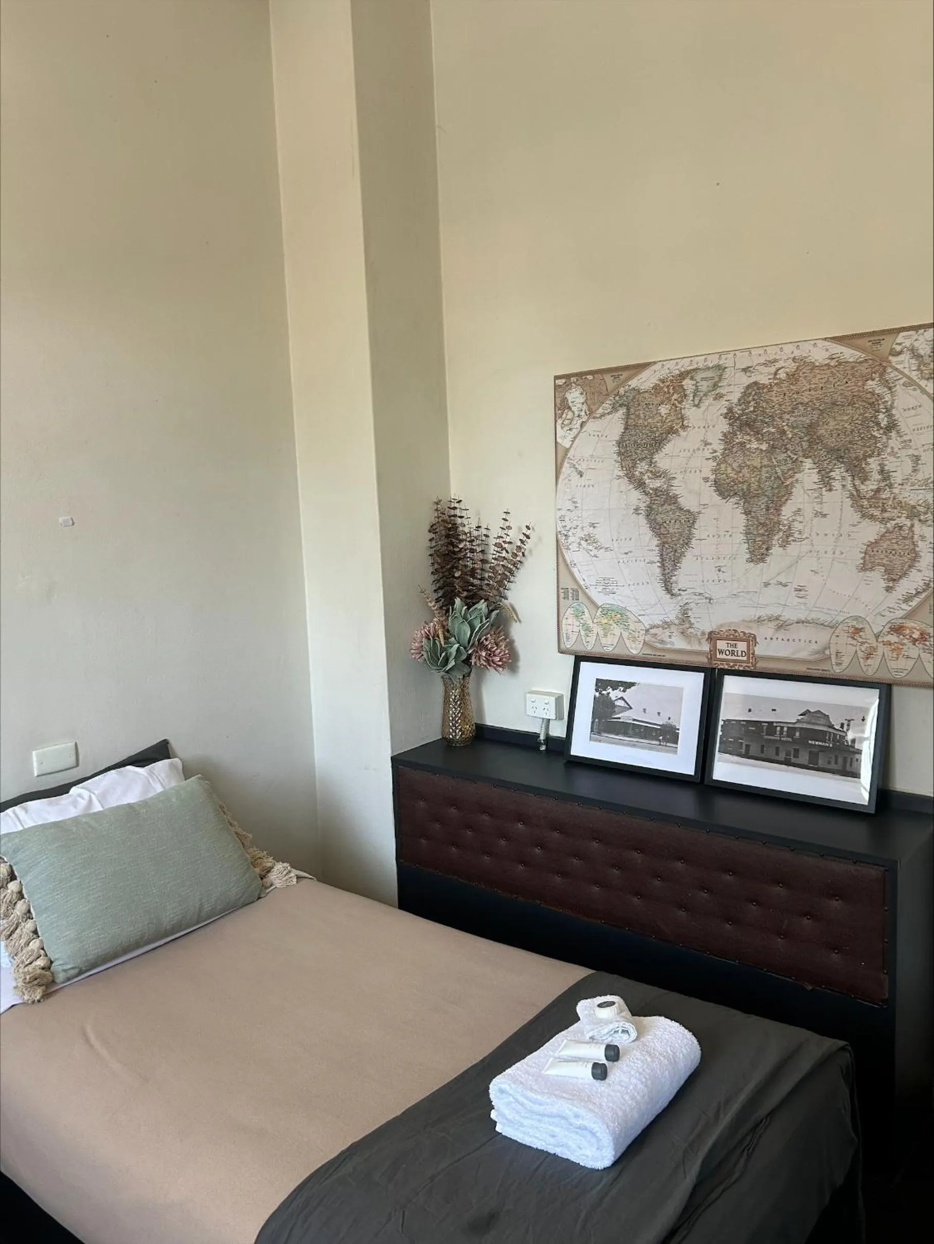 Bed in William Farrer Hotel