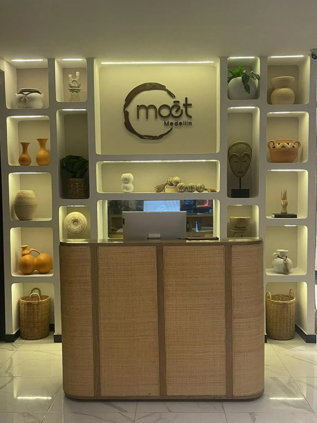 Moet Medellin Hotel