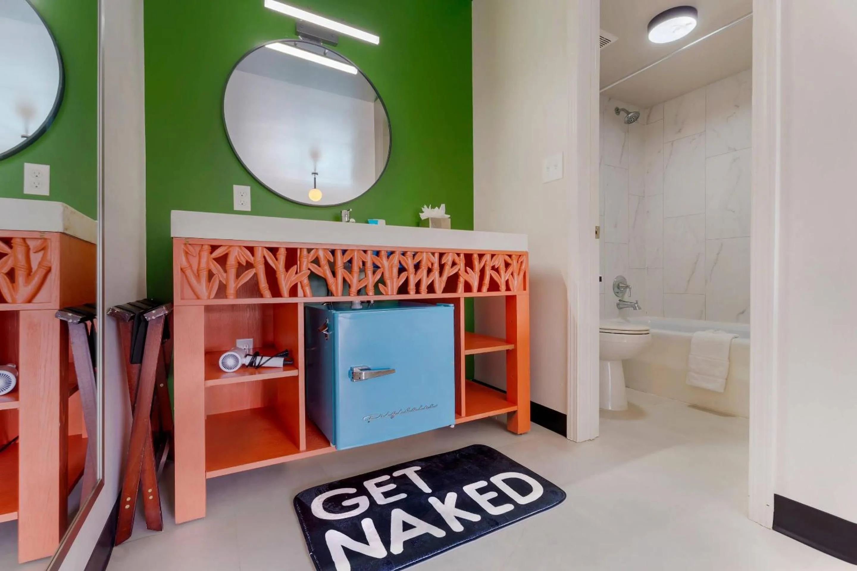 Bedroom in Heights House Hotel - Houston Heights Downtown, an Ascend Collection Hotel