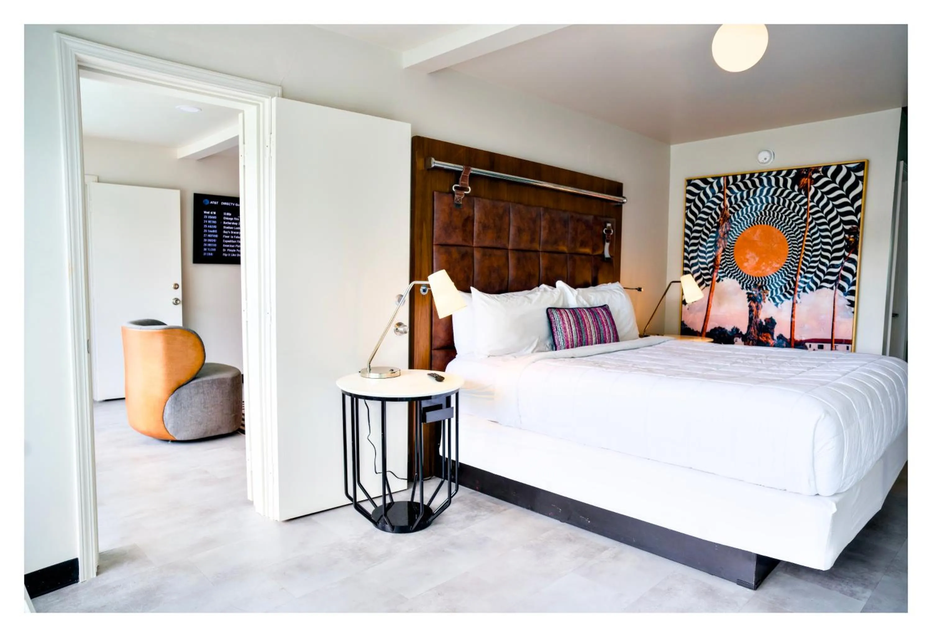 Photo of the whole room, Bed in Heights House Hotel - Houston Heights Downtown, an Ascend Collection Hotel