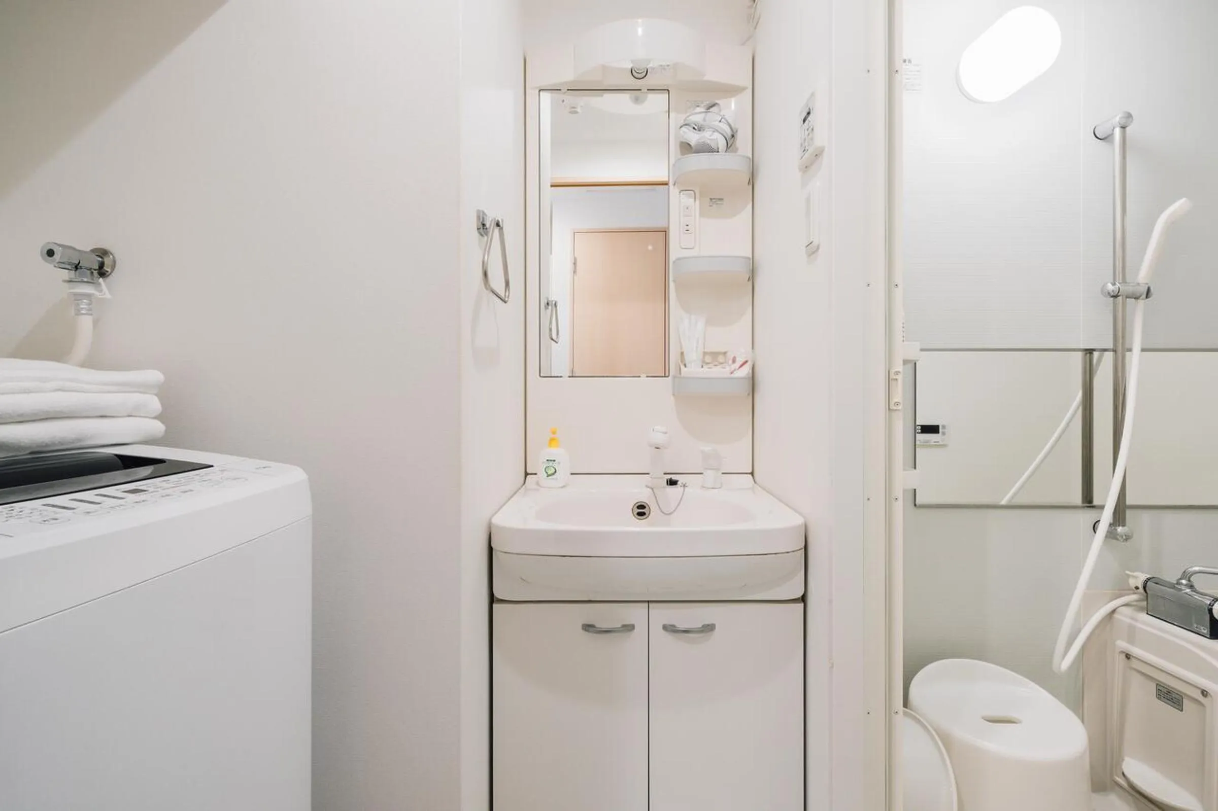 Bathroom in Prendre Namba AFP Apartment
