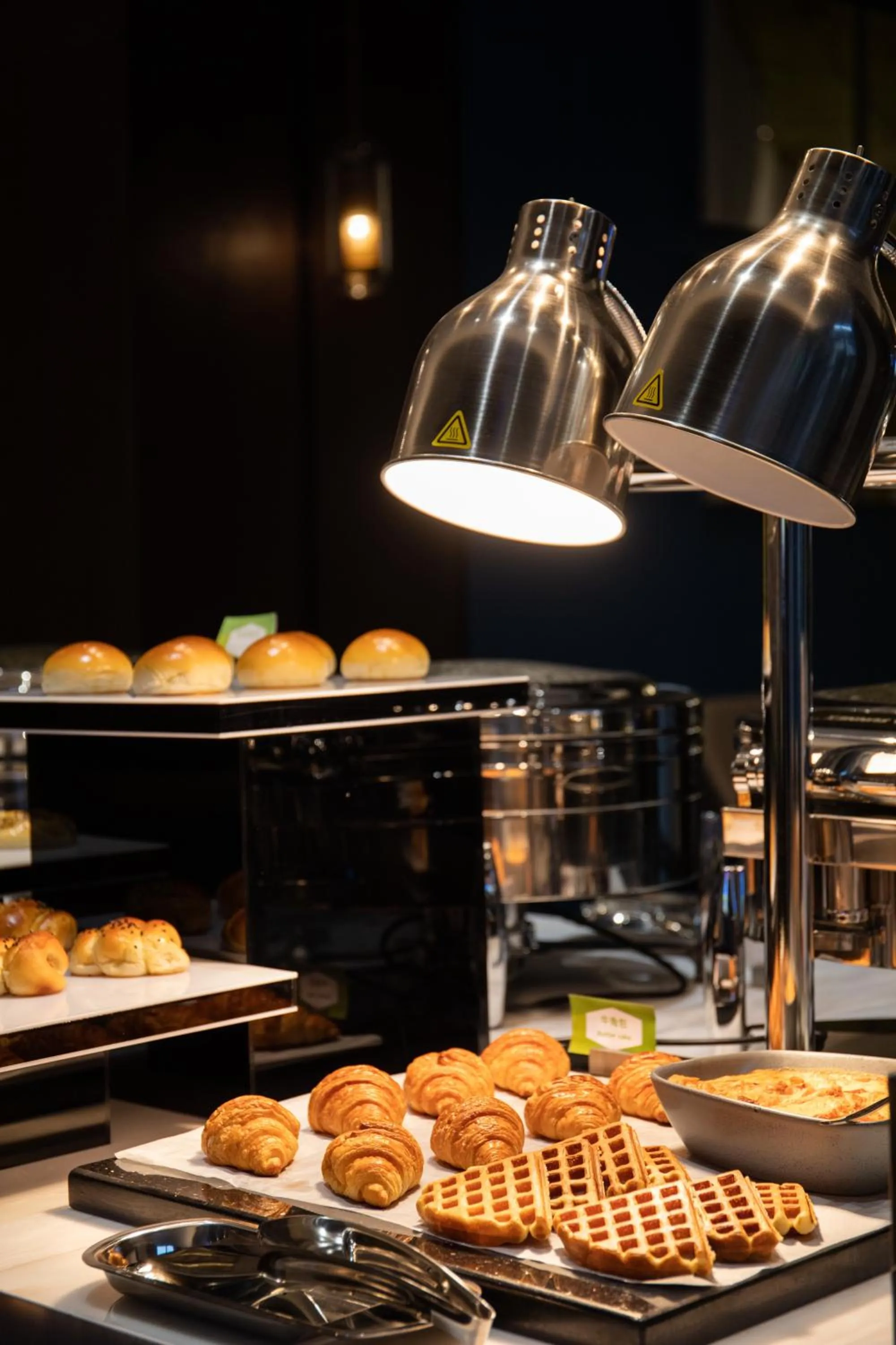 Breakfast in Hampton by Hilton Nanhai Haikou