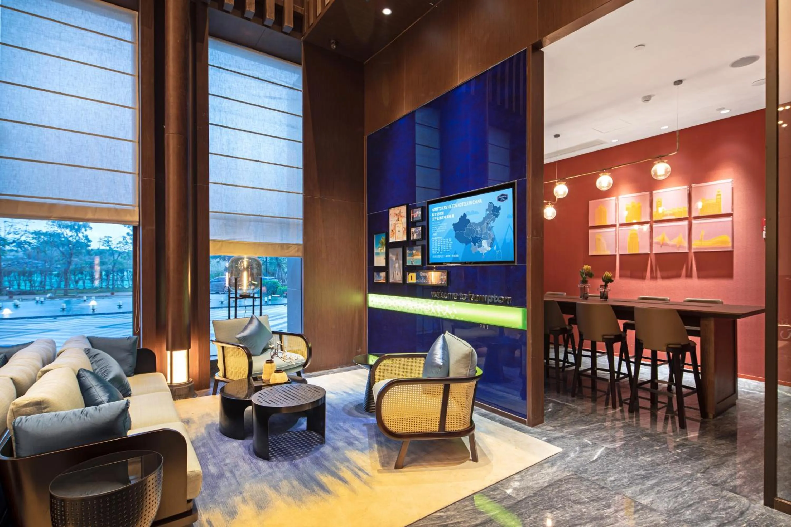 Seating area in Hampton by Hilton Nanhai Haikou