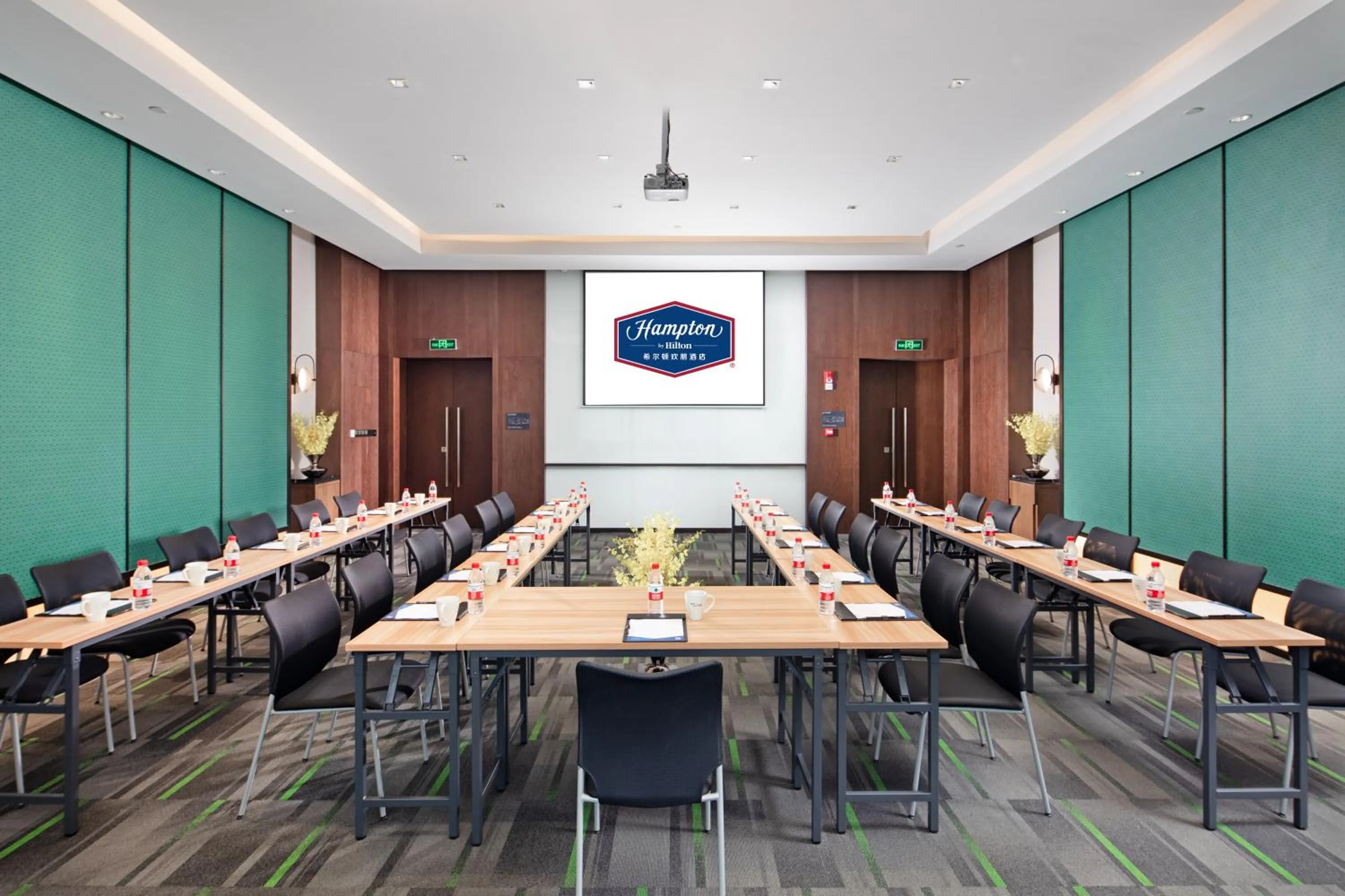 Meeting/conference room in Hampton by Hilton Nanhai Haikou