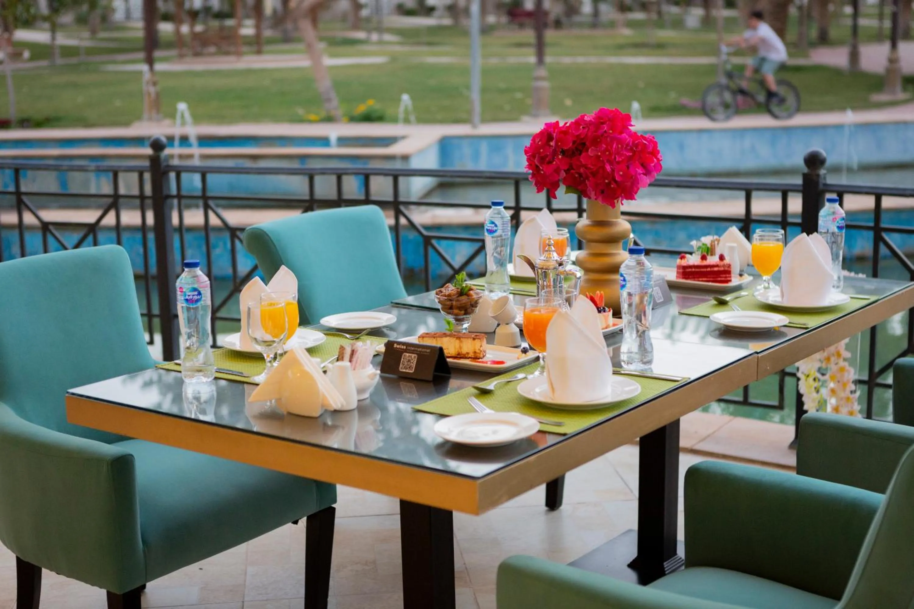 Restaurant/places to eat in Swiss Luxury Villas