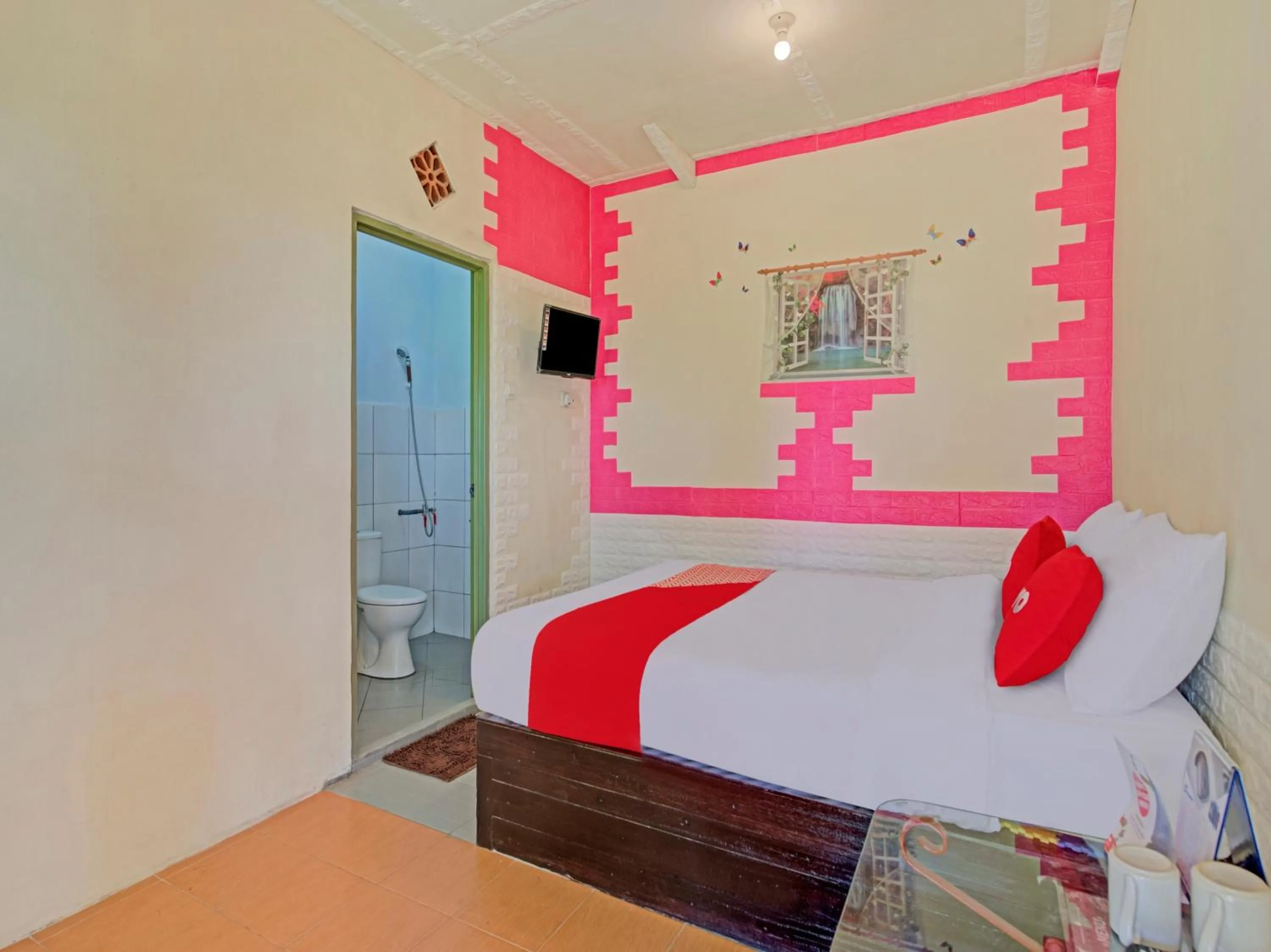 Bedroom, Bed in Hotel O Villa Inn App Trawas Bintaro Syariah