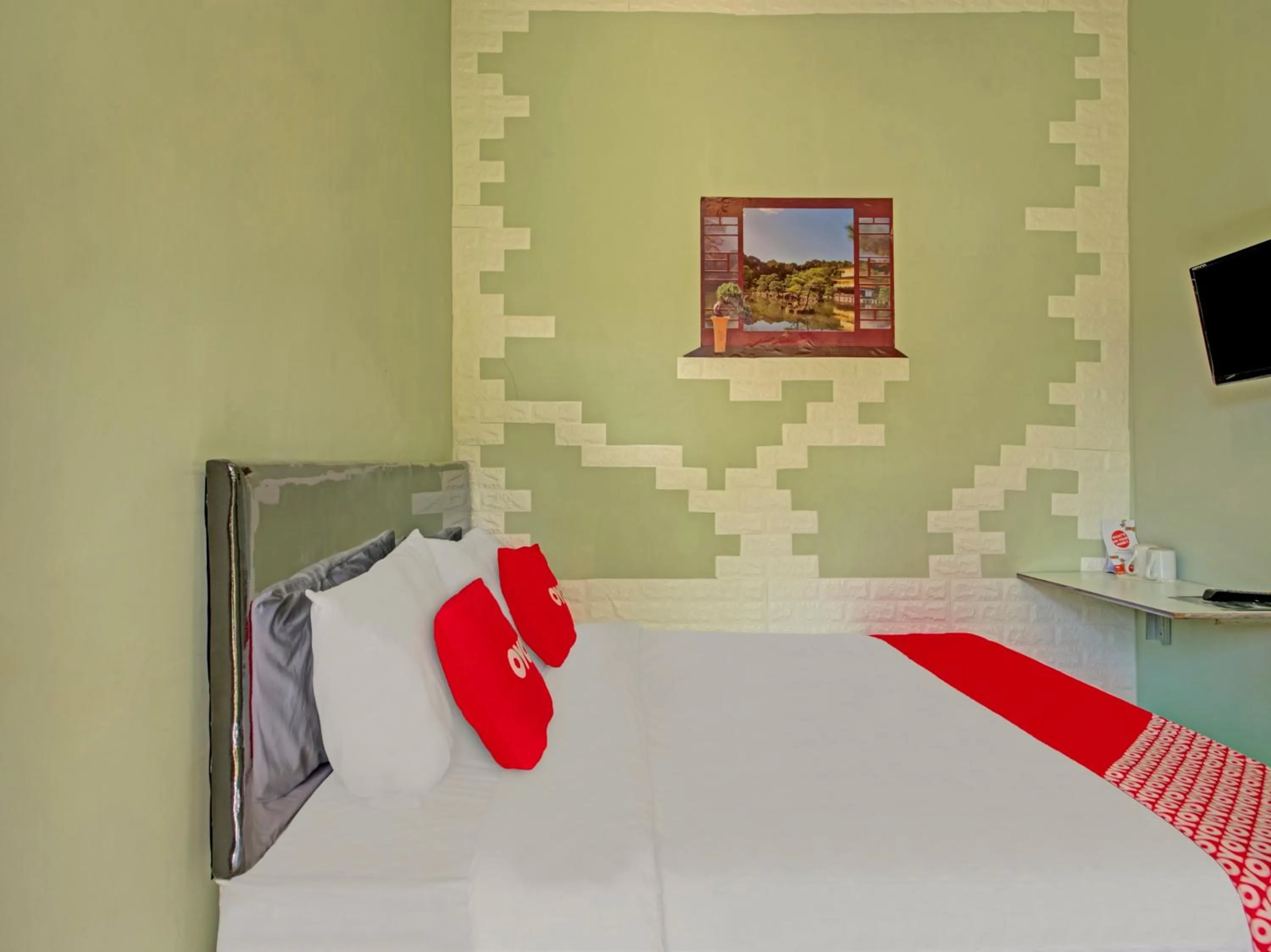 Bedroom, Bed in Hotel O Villa Inn App Trawas Bintaro Syariah