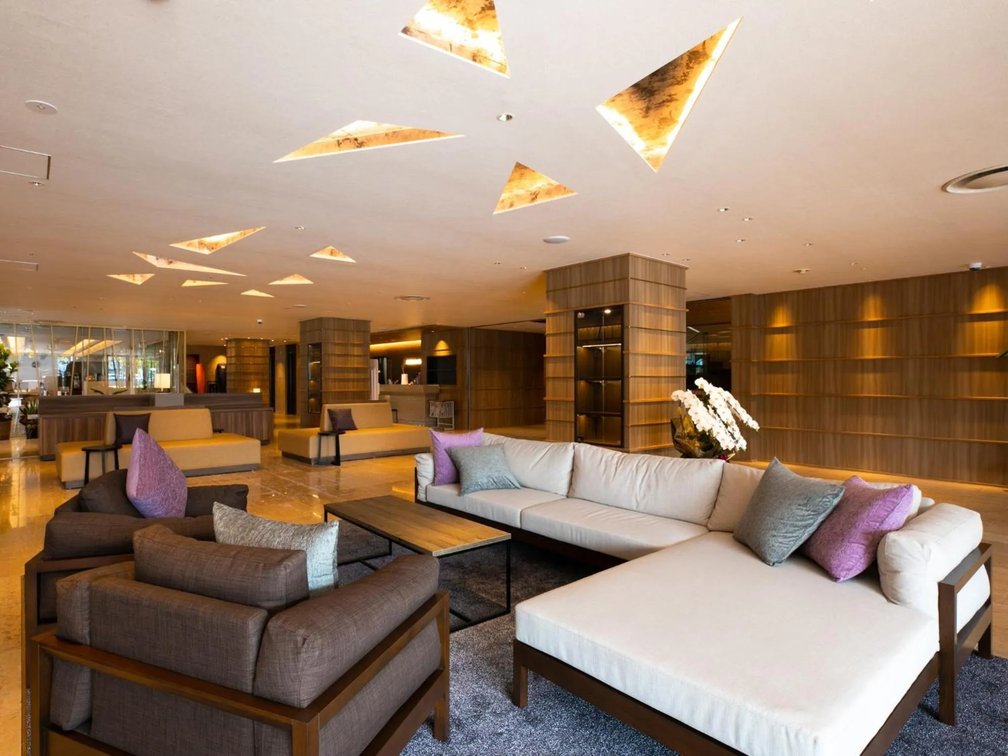 Lobby or reception in Maizuru Grand Hotel