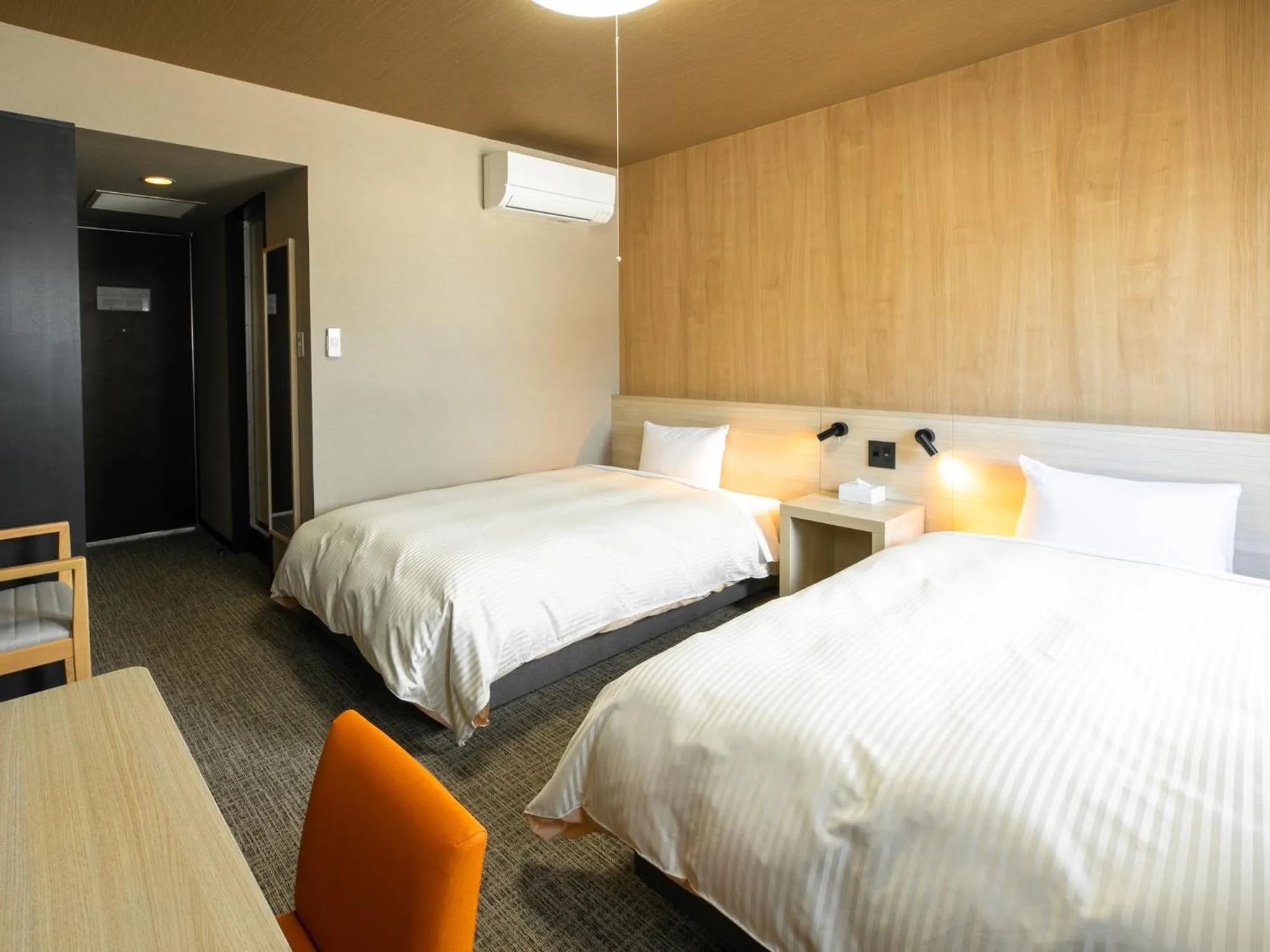 Bed in Maizuru Grand Hotel