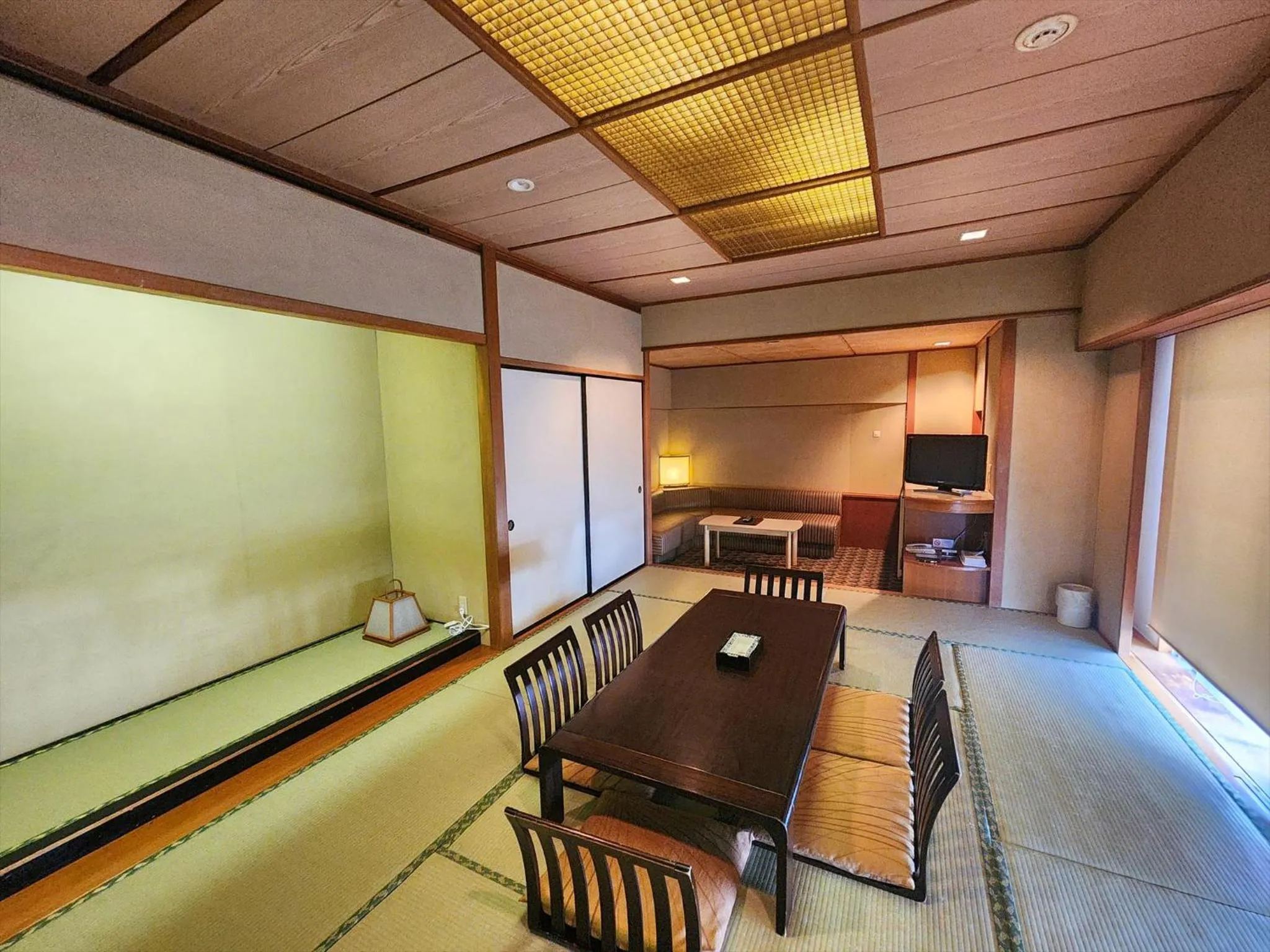 Photo of the whole room, Bed in Palace Hotel Kakegawa