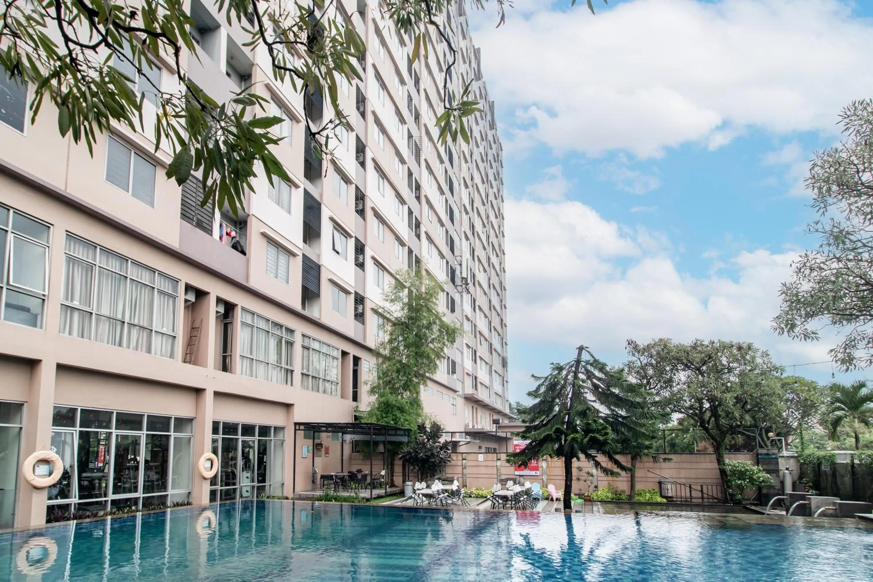 Property building in The Edge by Lia