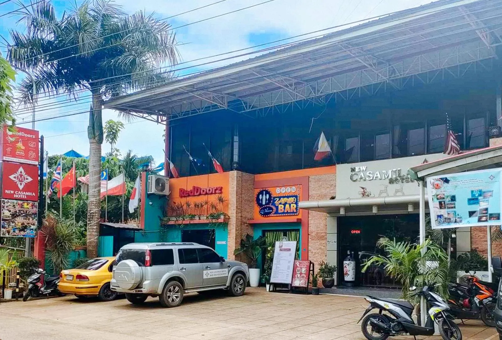 Facade/entrance in RedDoorz at New Casamila Hotel Palawan