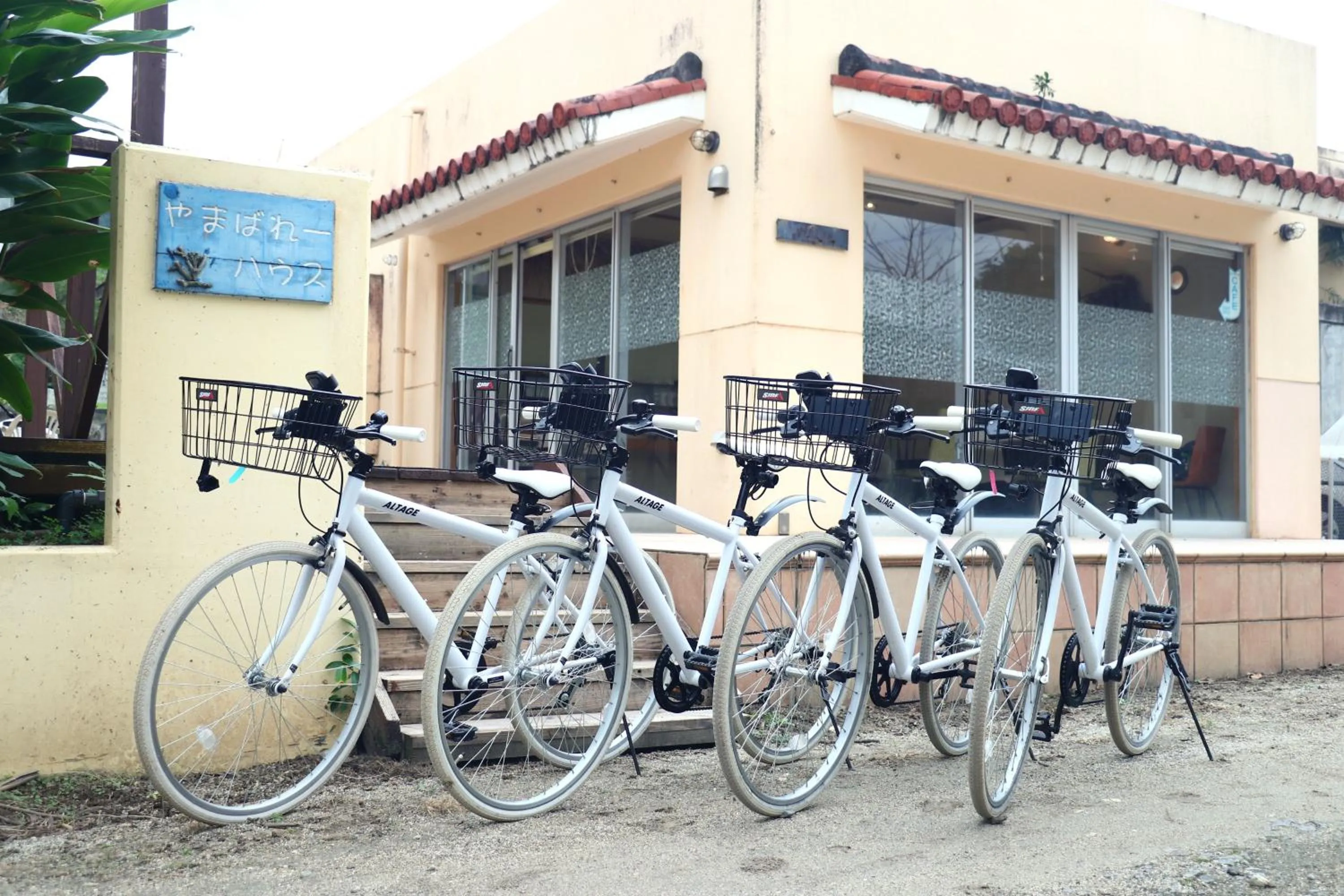 AsobiBASE Yamabare-House