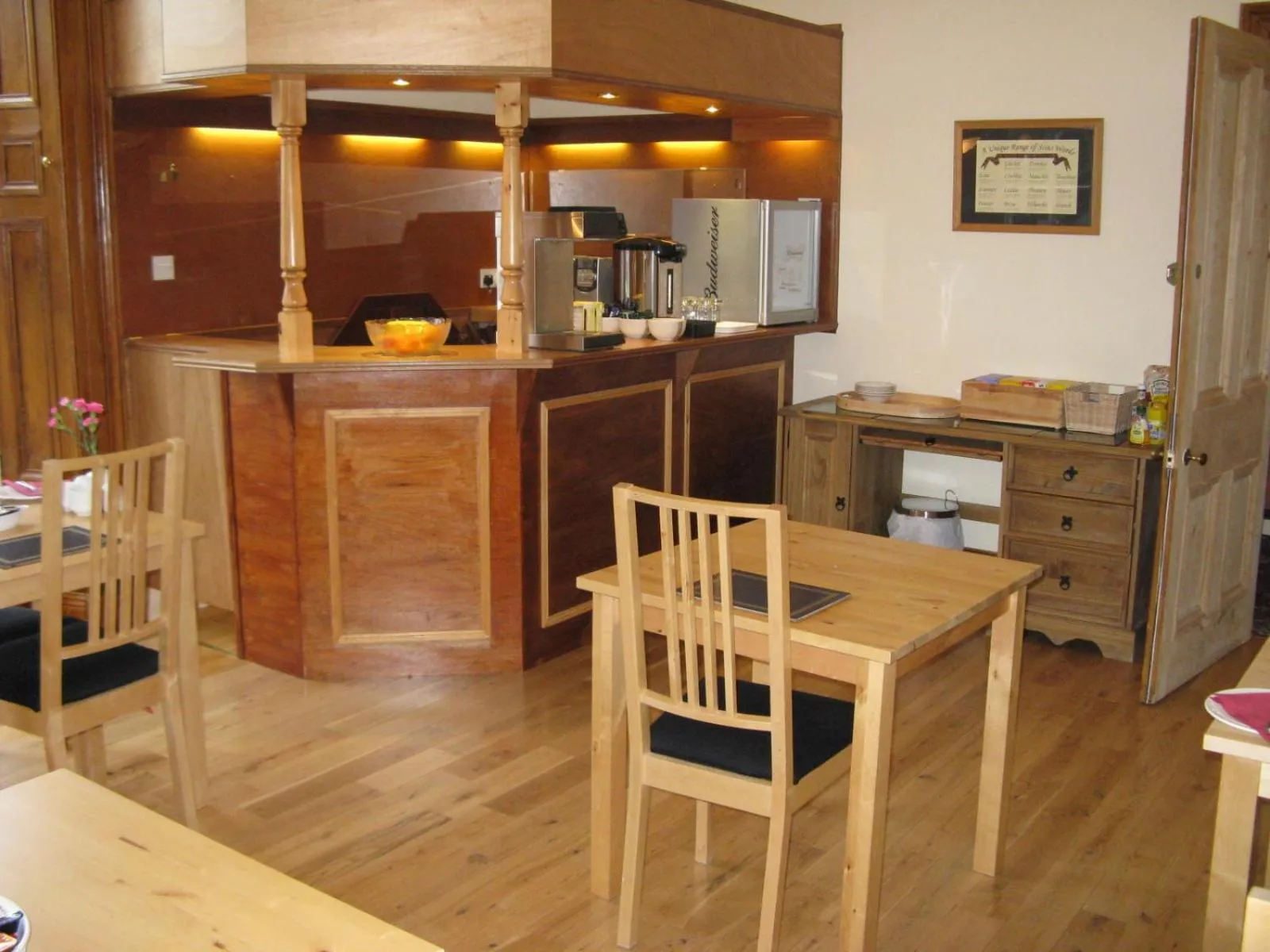 Restaurant/places to eat in Dumfries Villa