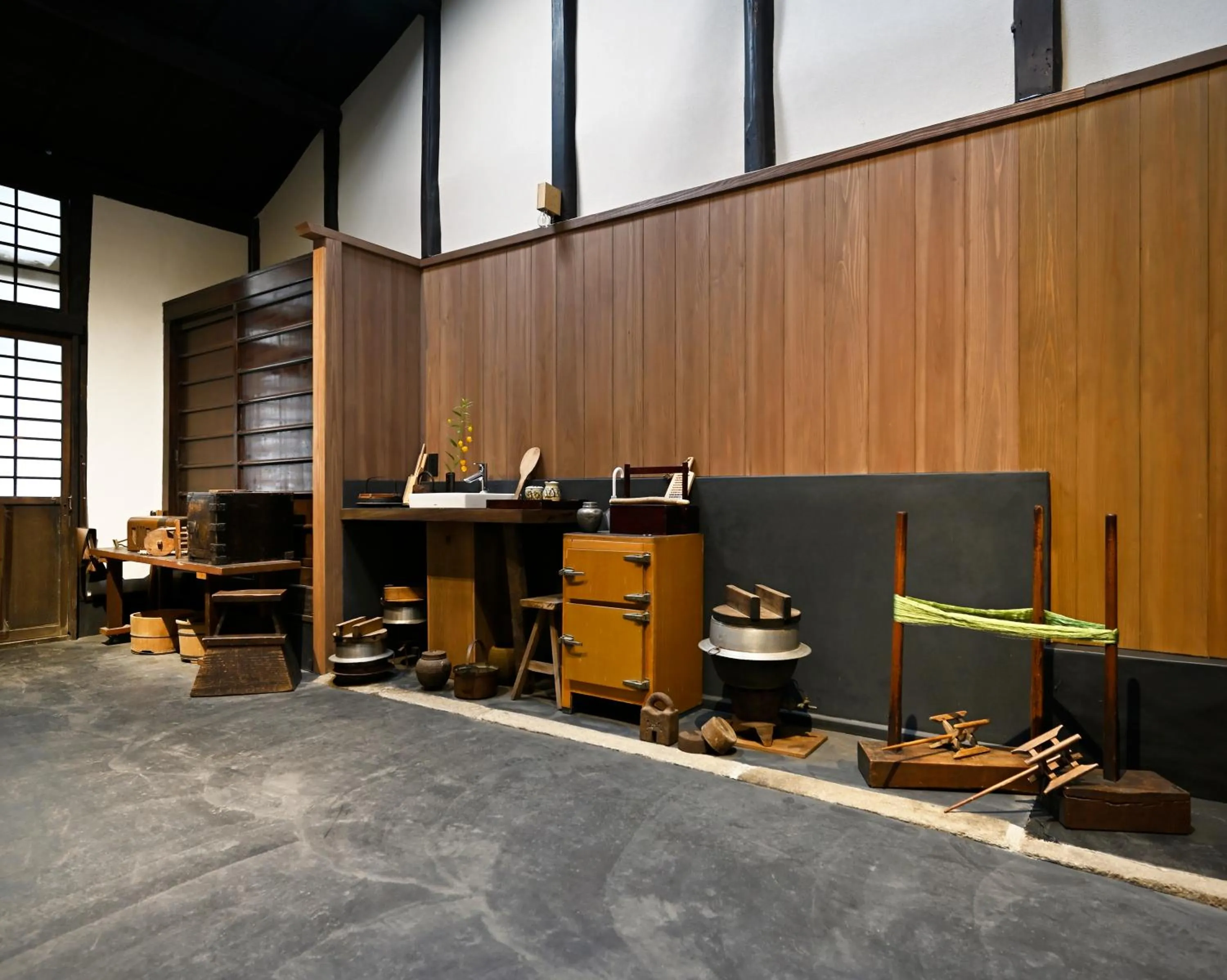 Decorative detail in Nishijin Fujita