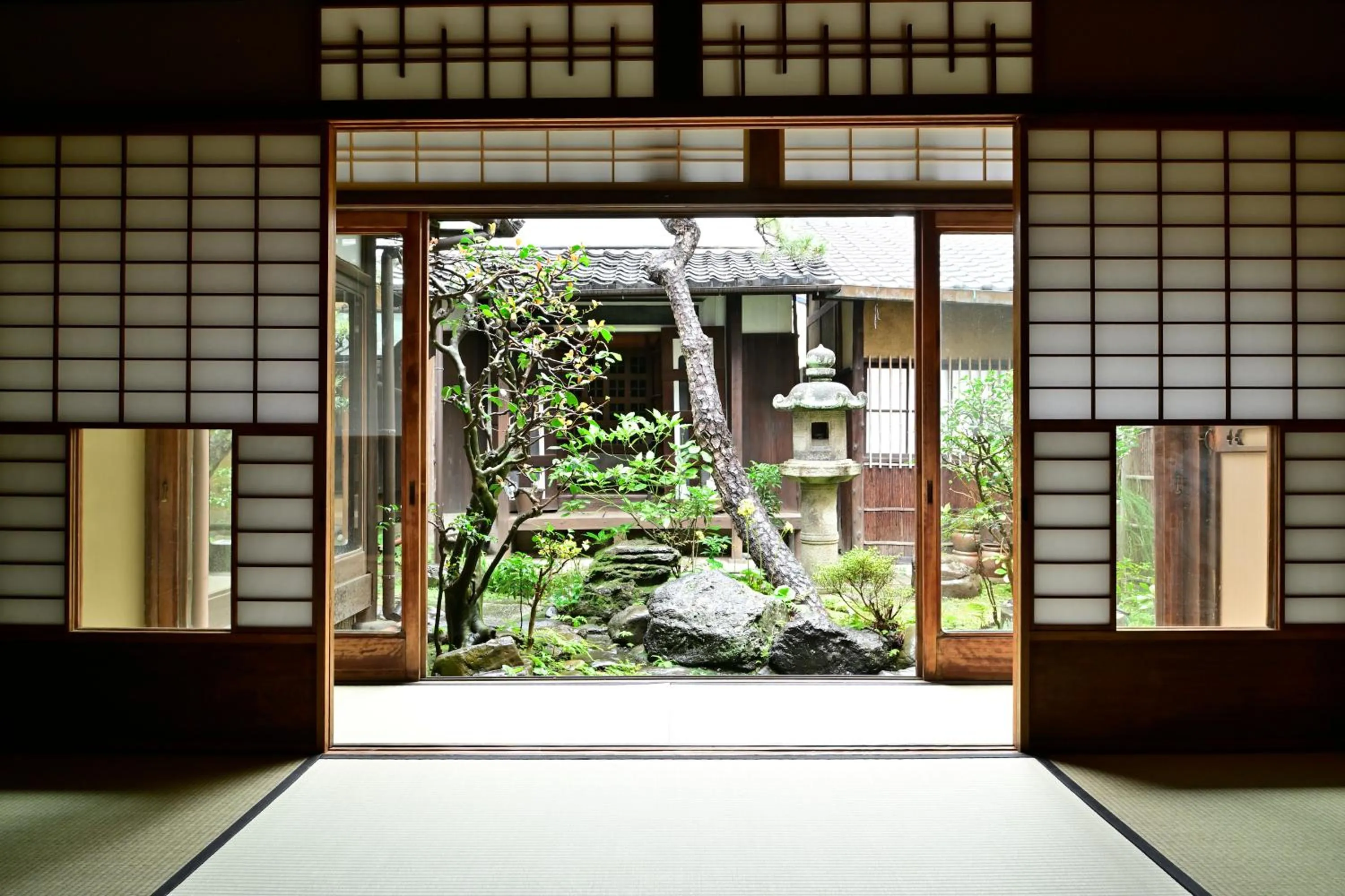 Day in Nishijin Fujita