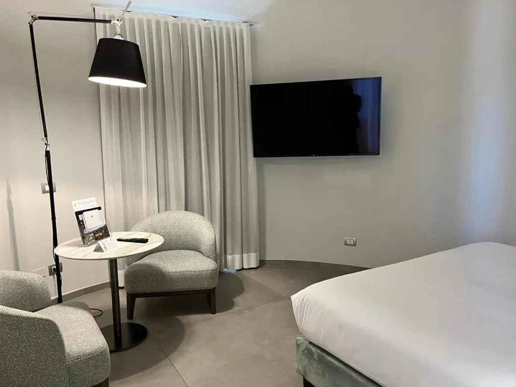 Photo of the whole room, Bed in Grand Hotel San Gemini I UNA Esperienze