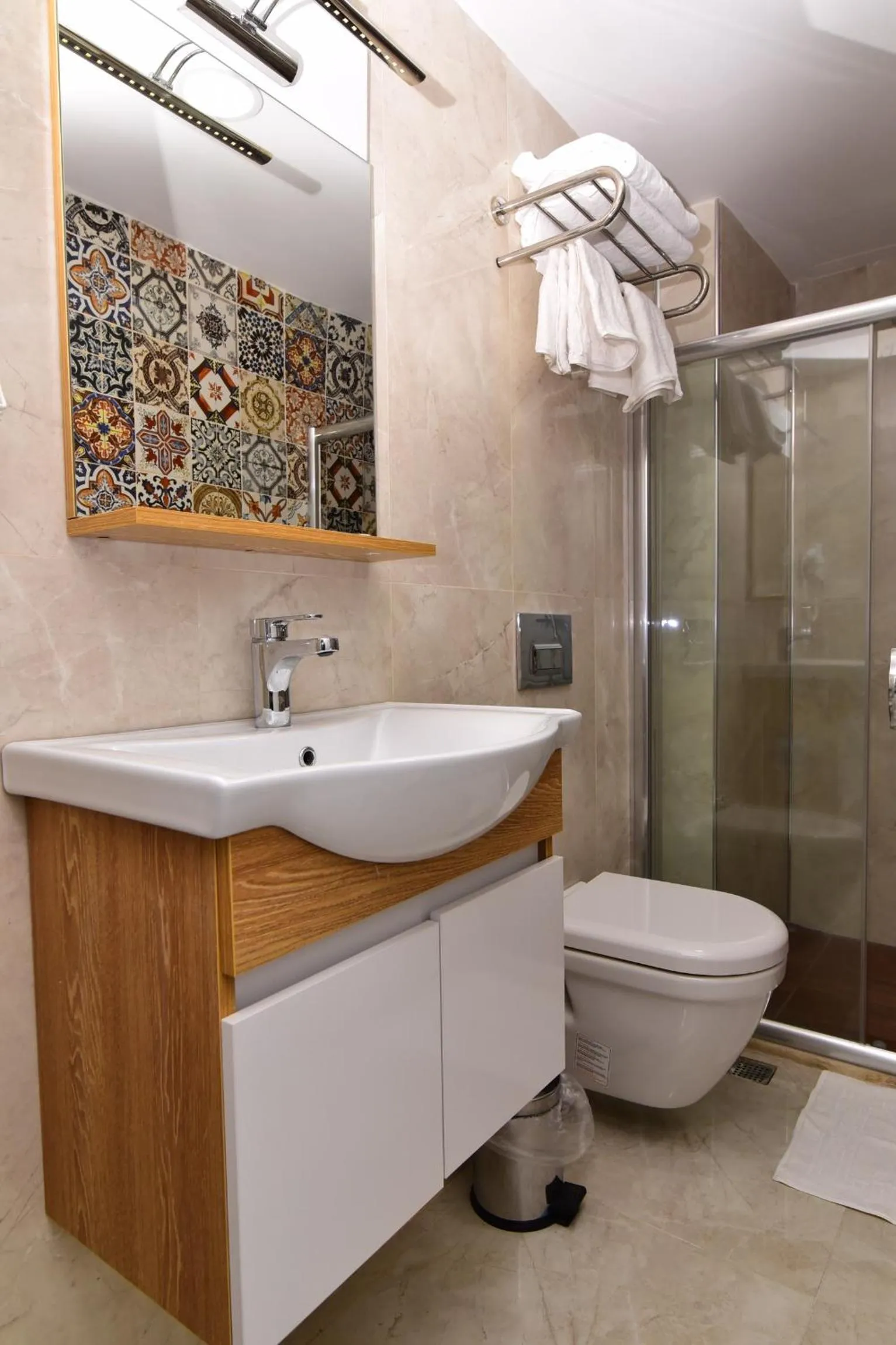 Shower in Little sofia hotel