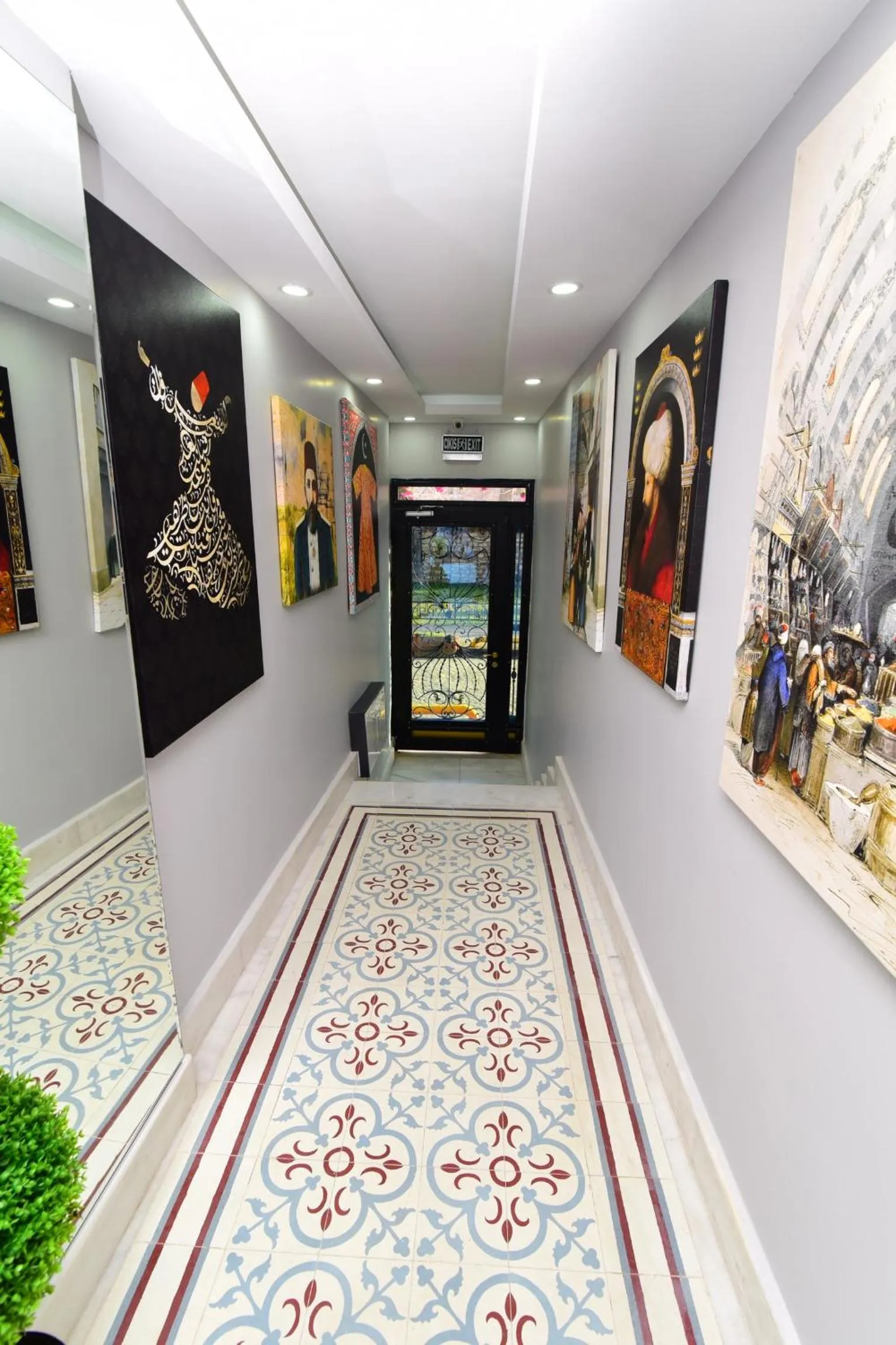 Facade/entrance in Little sofia hotel