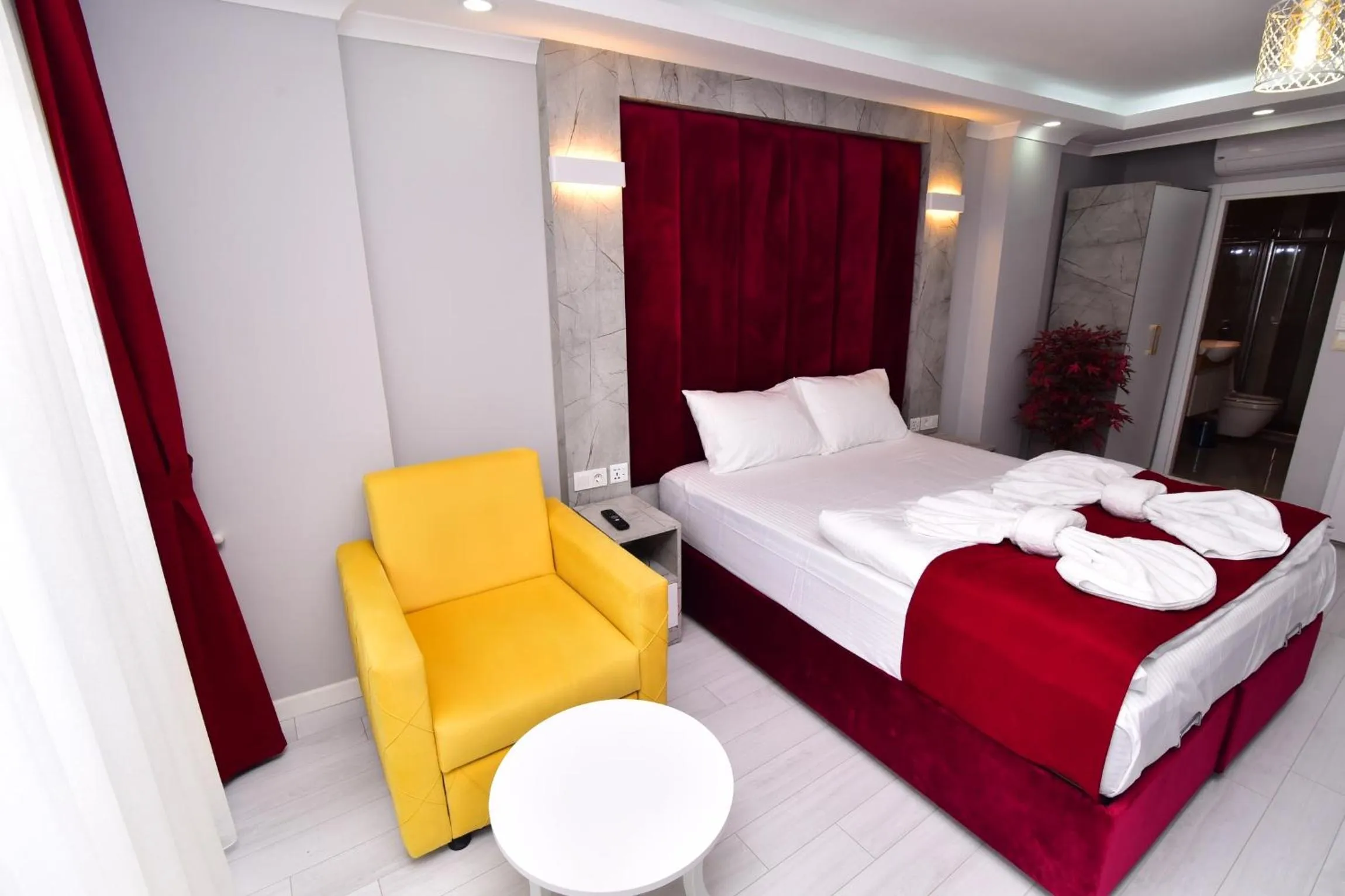 Bed in Little sofia hotel