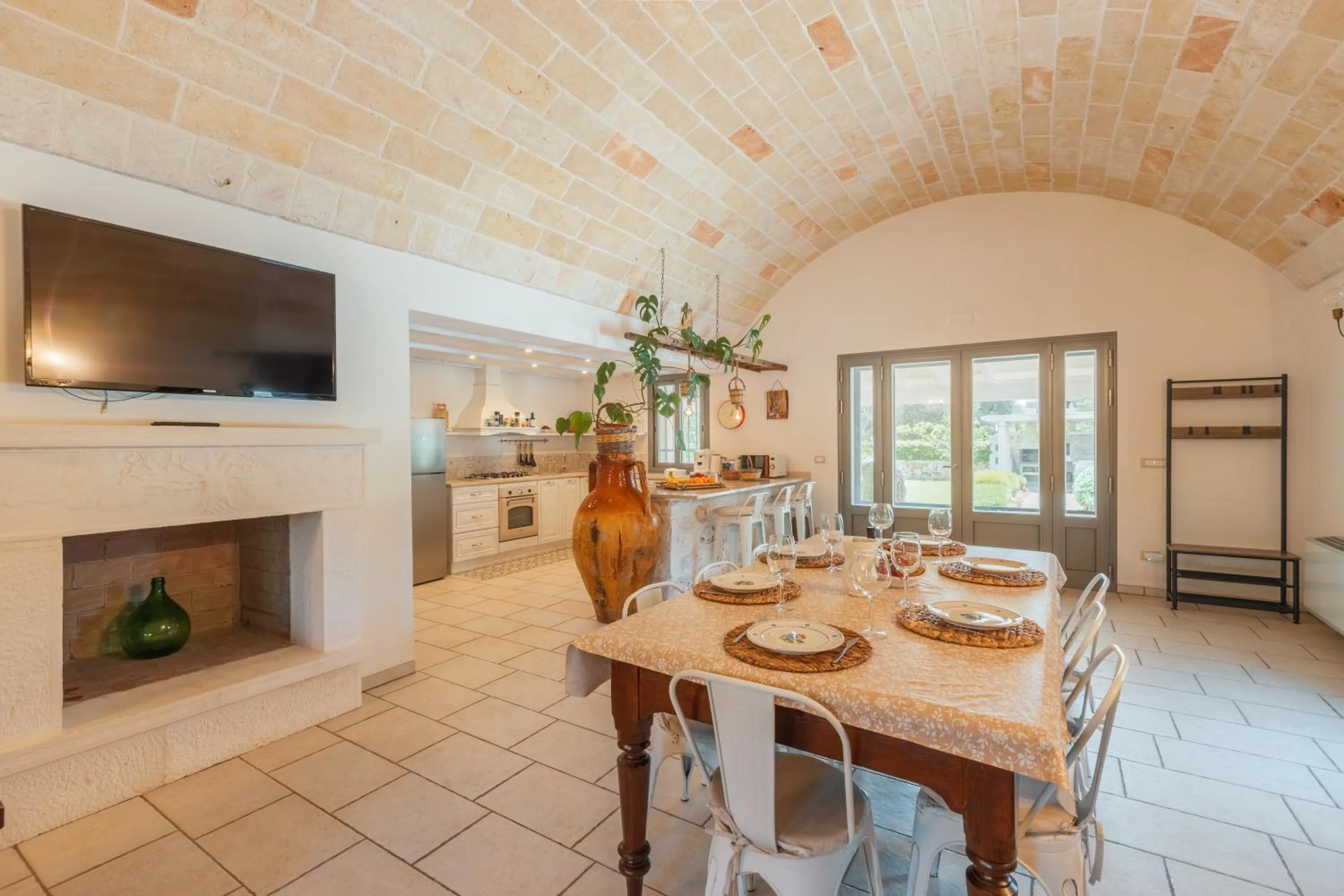Trulli Olea with Pool