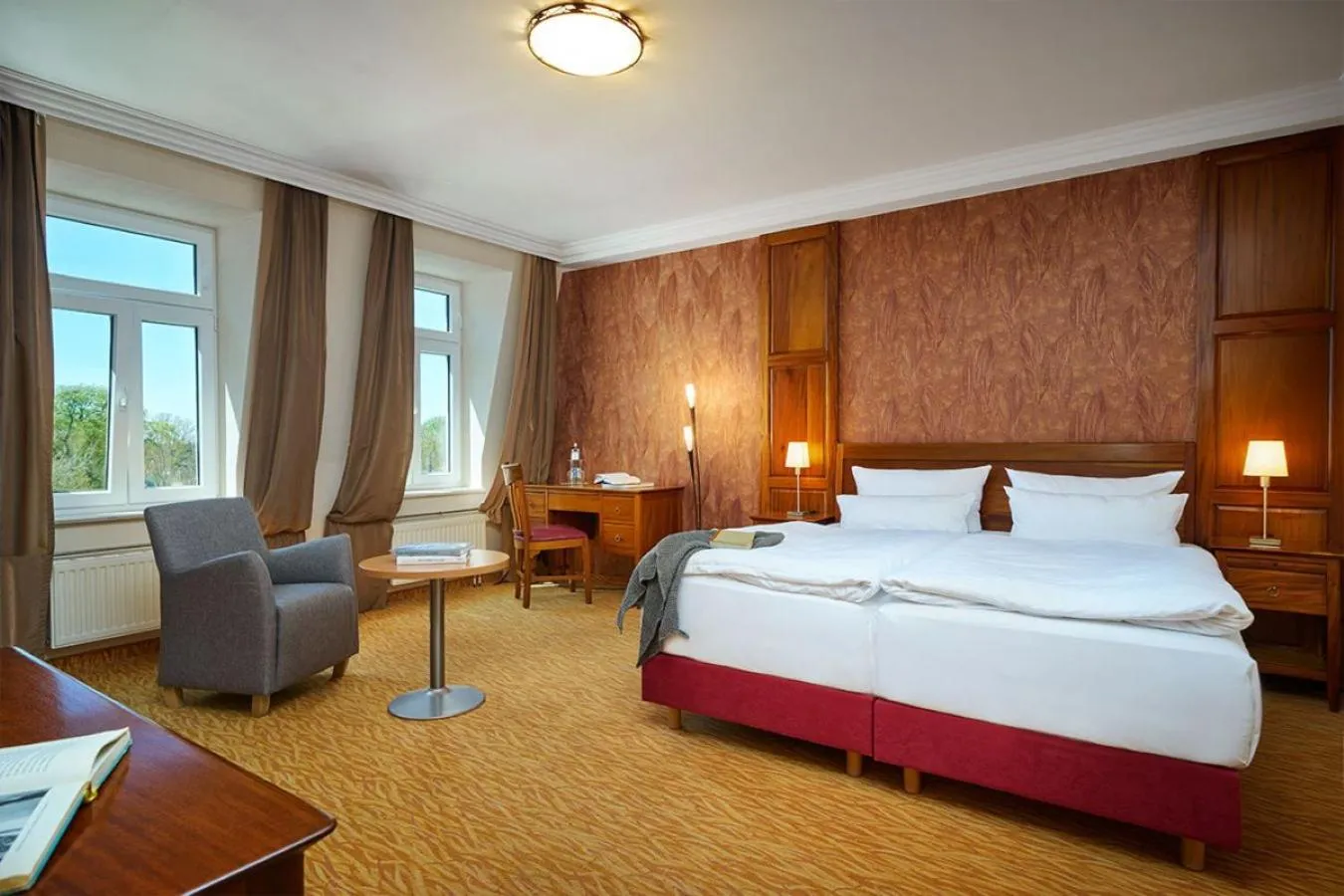 Photo of the whole room, Bed in Strandhotel Preussenhof