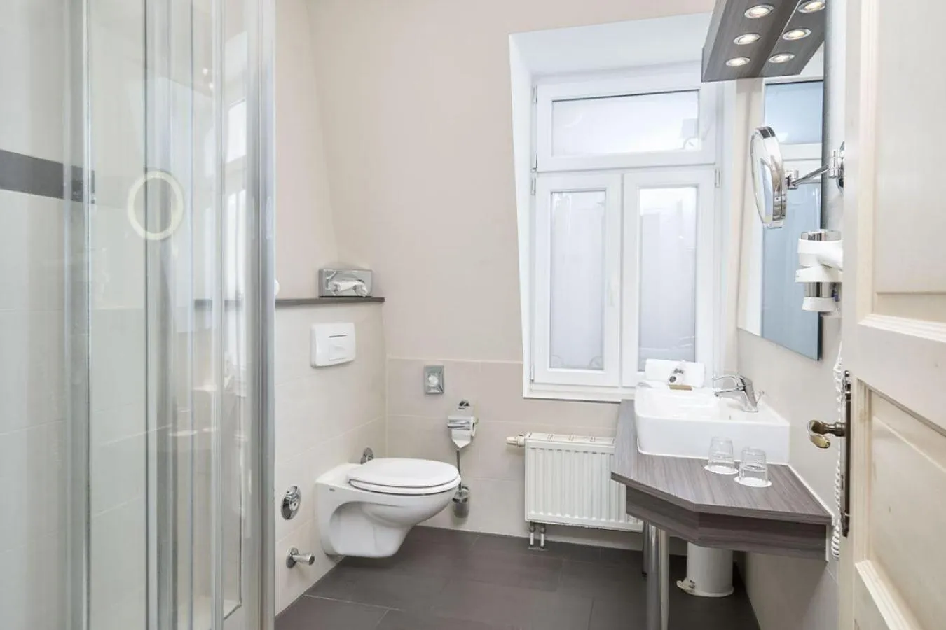 Bathroom in Strandhotel Preussenhof