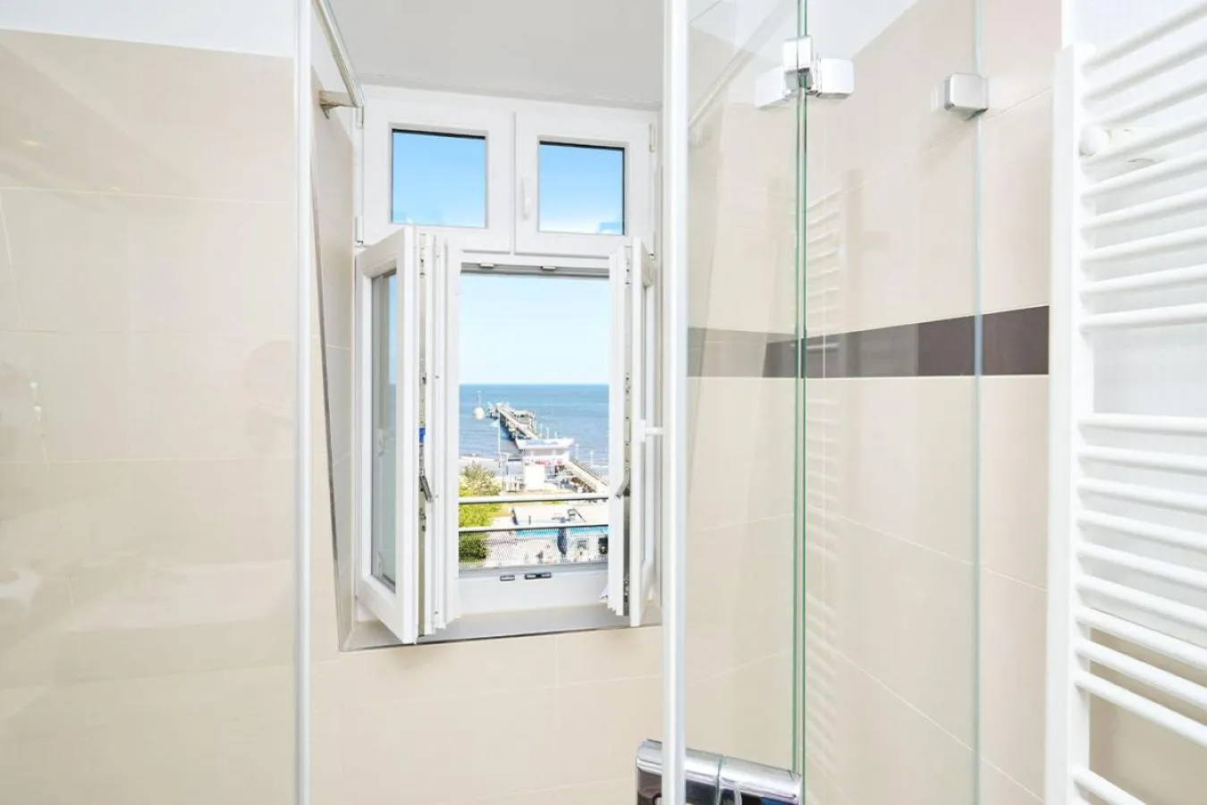 Bathroom in Strandhotel Preussenhof