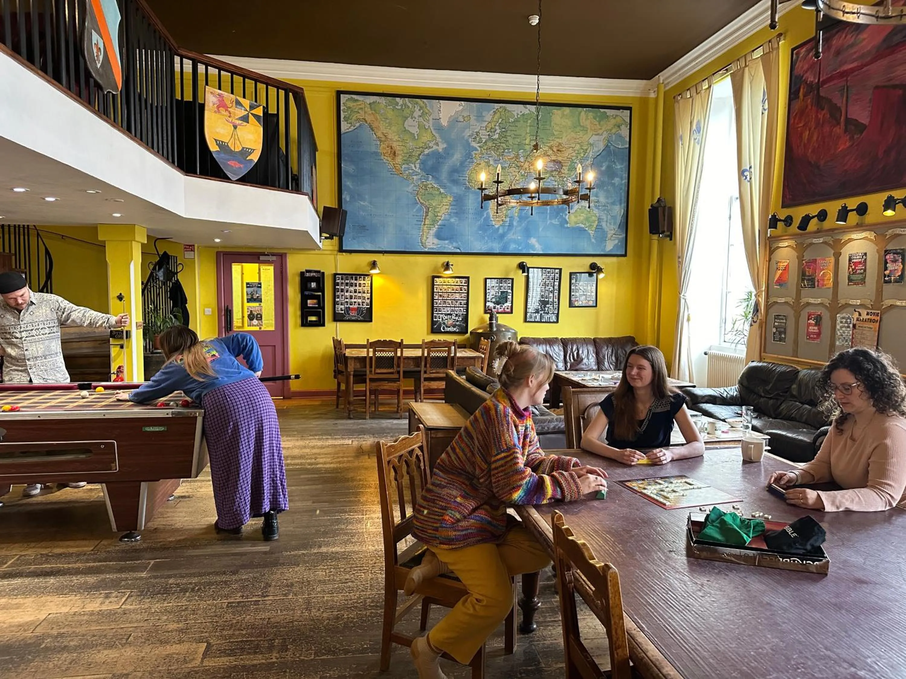 Castle Rock Hostel - Adults Only