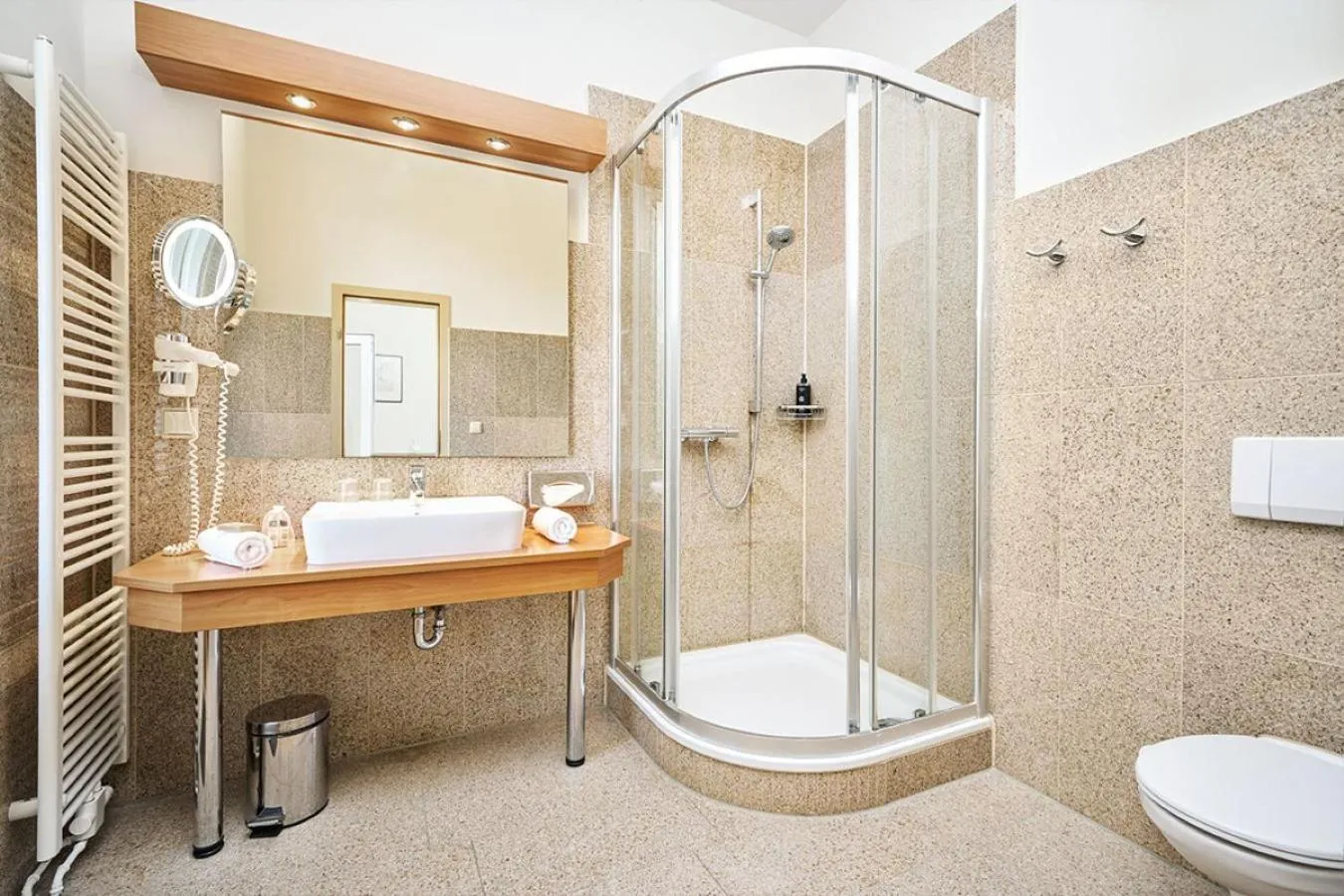 Shower in Strandhotel garni Kormoran