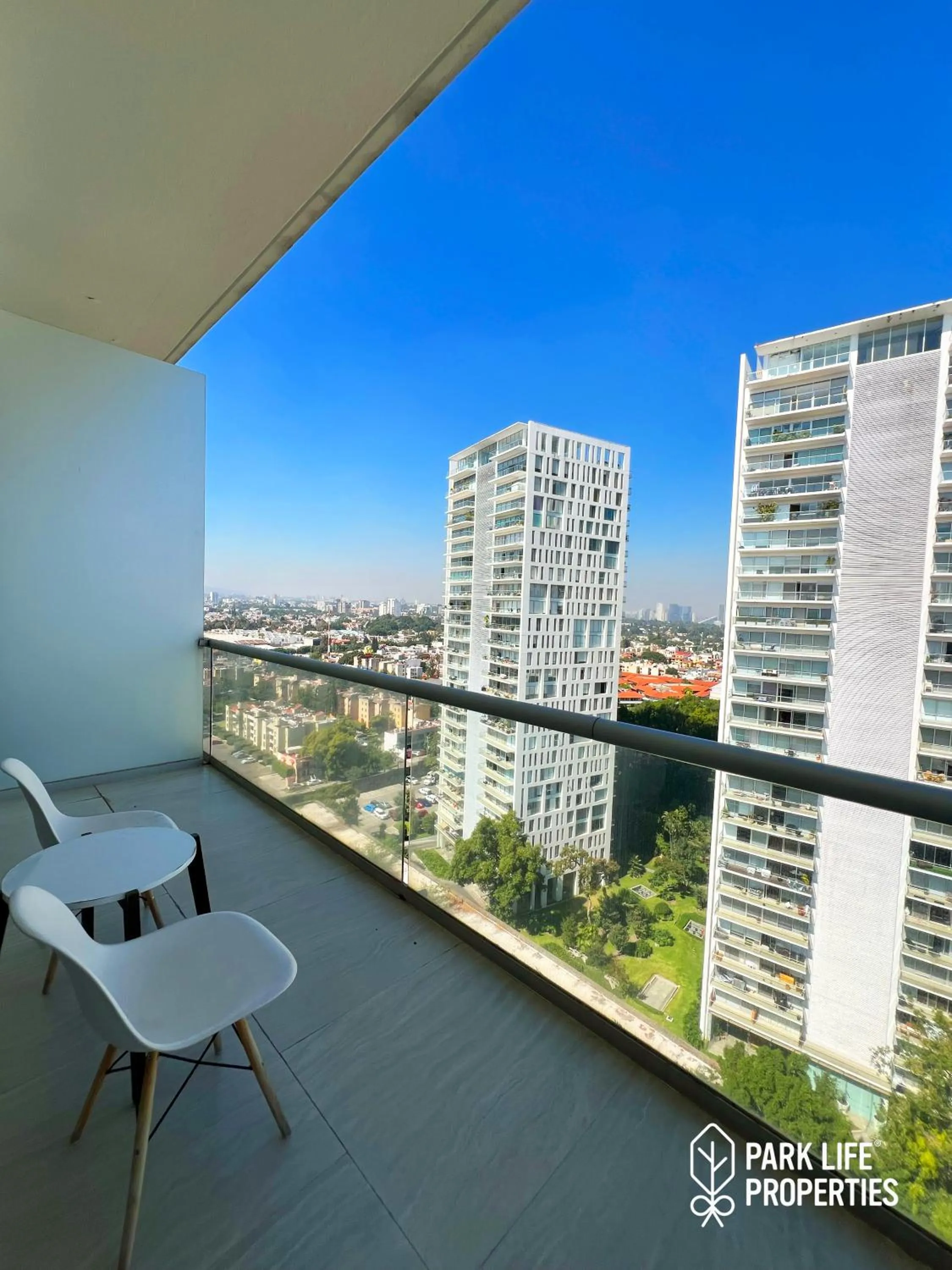 Day in Park Life Guadalajara