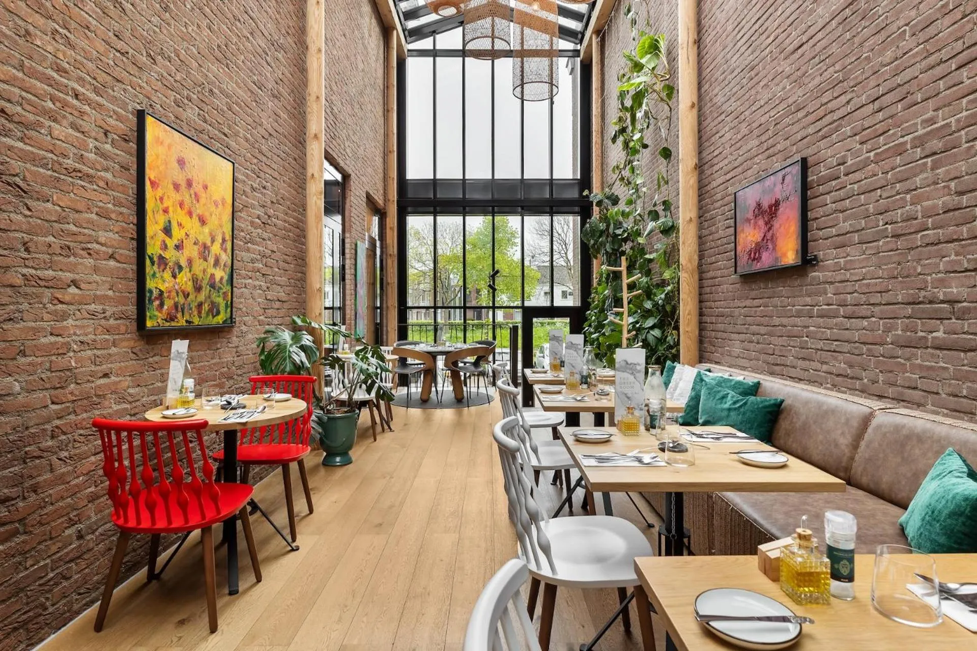 Restaurant/places to eat in Cityhotel Wood