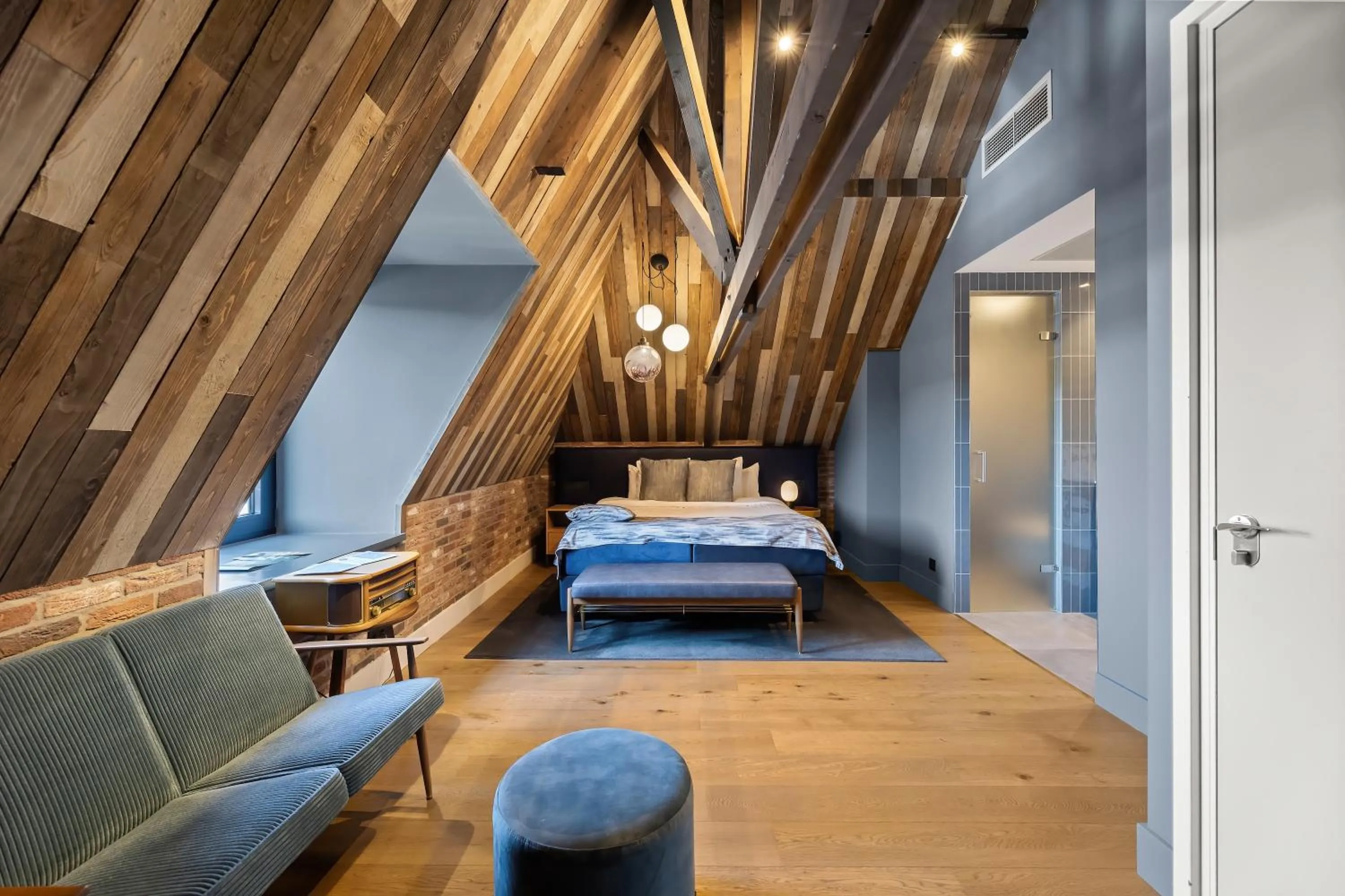 Photo of the whole room, Bed in Cityhotel Wood