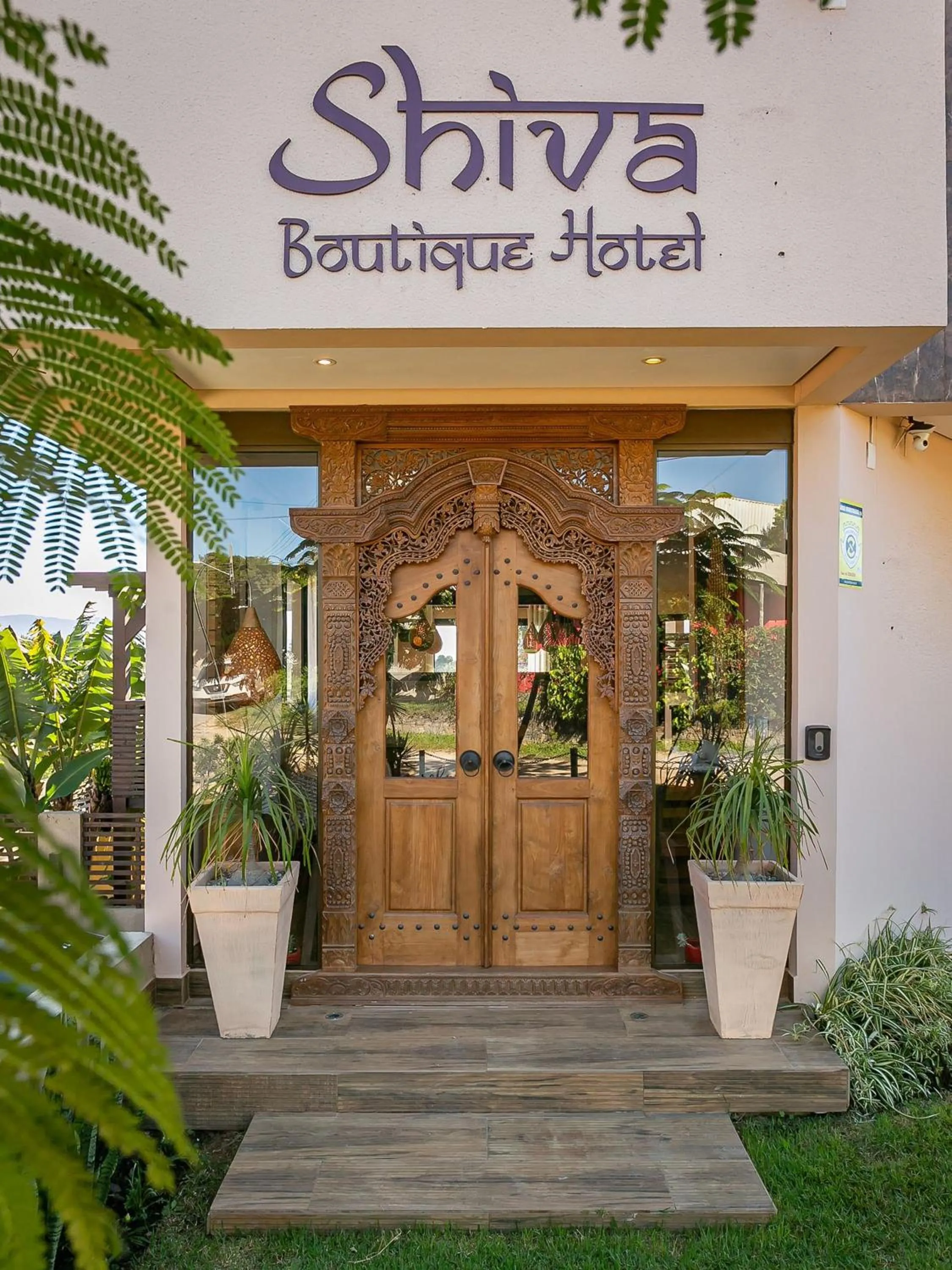 Facade/entrance in Shiva Boutique Hotel - Praia do Rosa