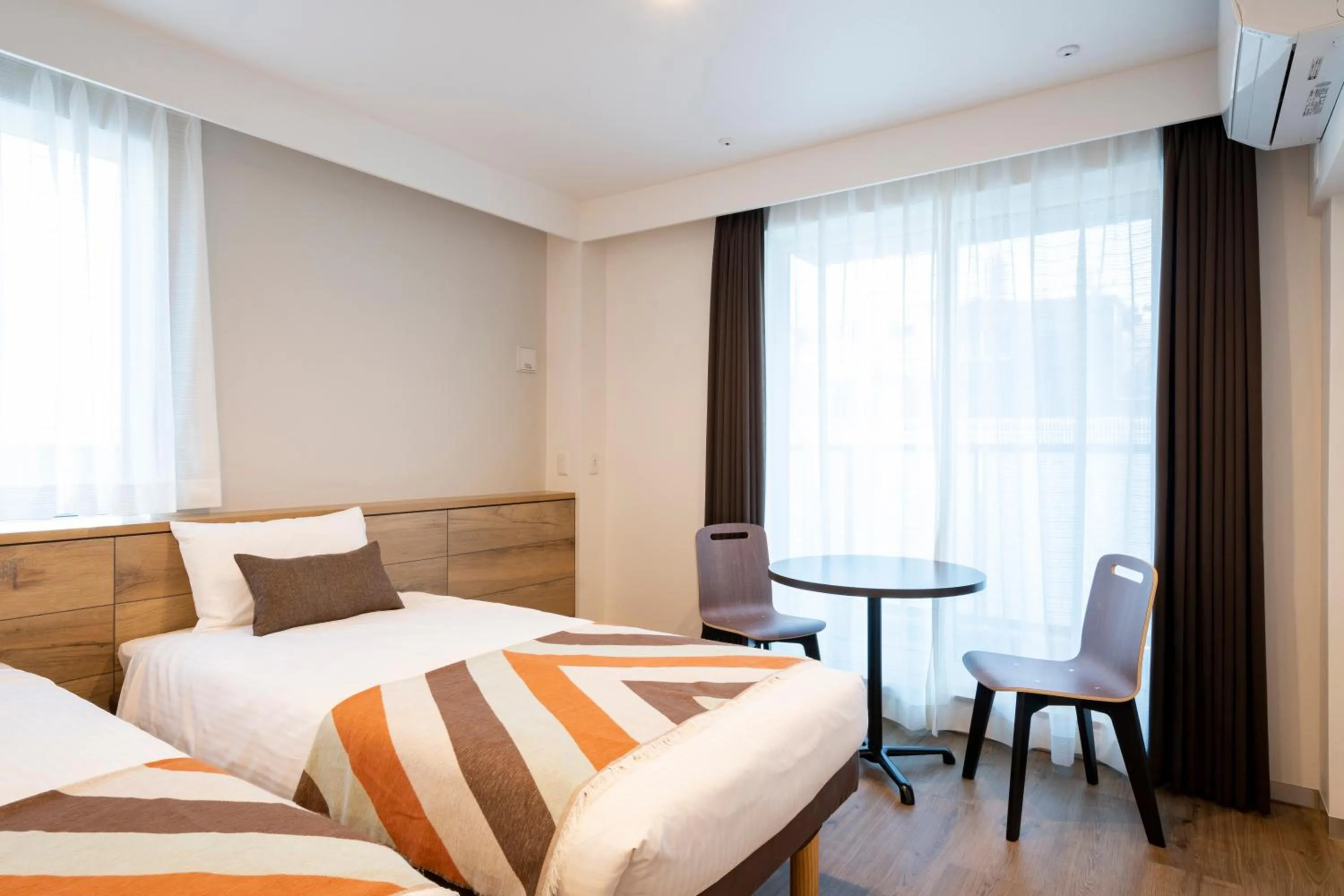 Photo of the whole room, Bed in Eisei Stay