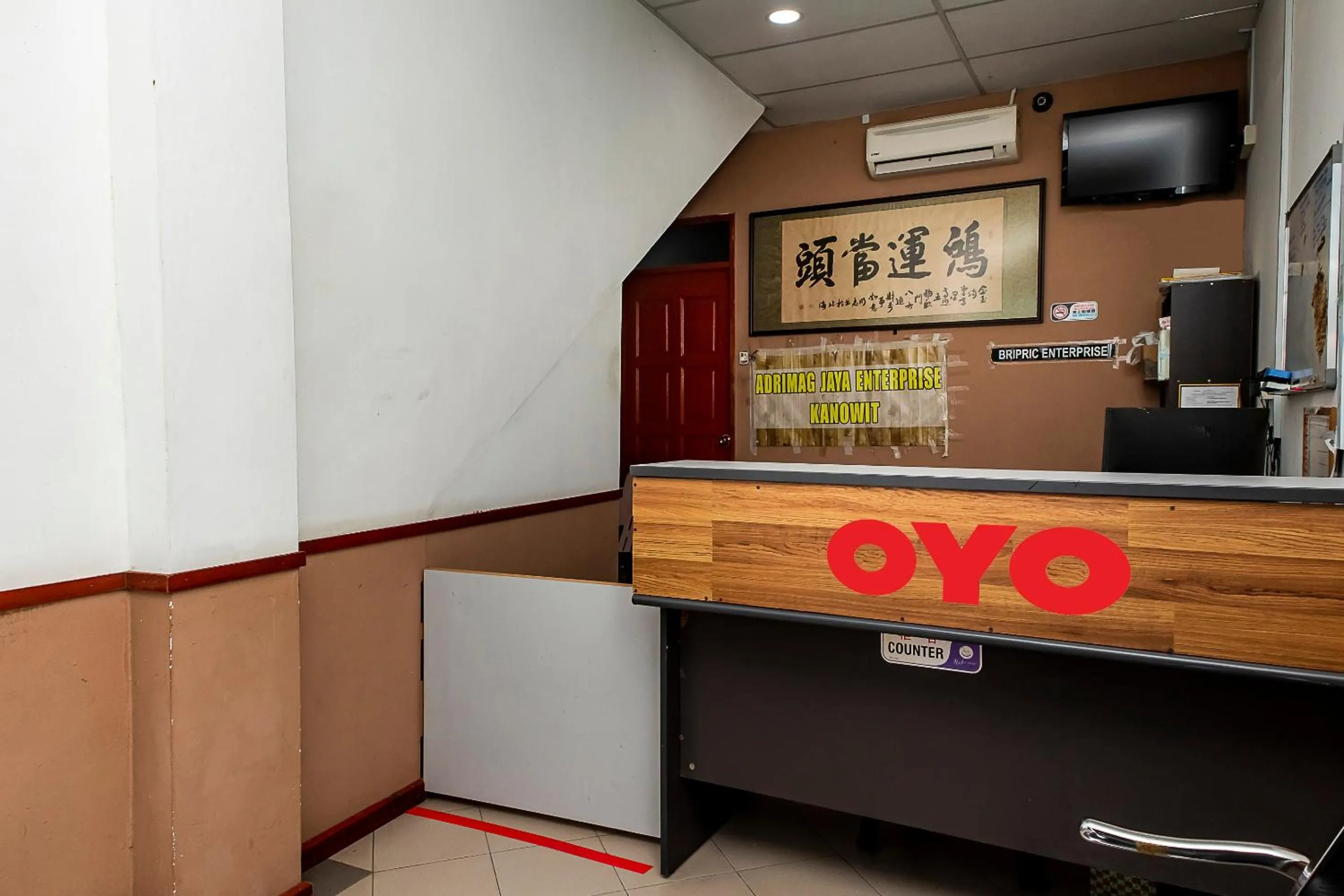 Lobby or reception in Hotel O Ltk Home