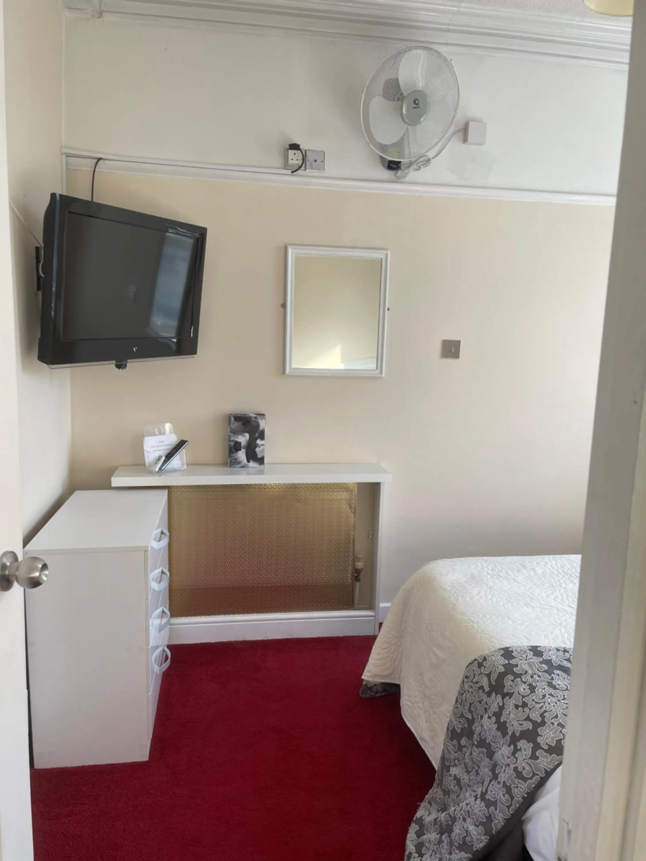 Bedroom, Bed in Aparthotel Blackpool