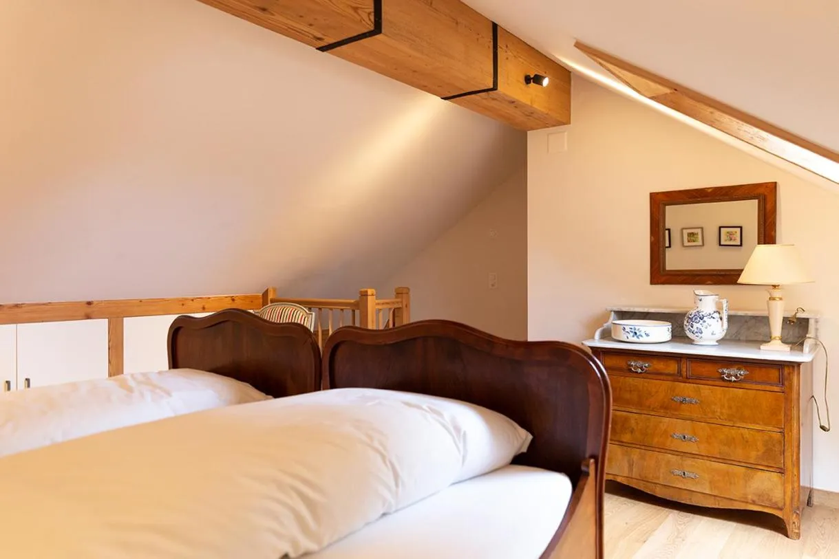 Bed in Gasthof zum Schlüssel La Méridienne Fribourg SA