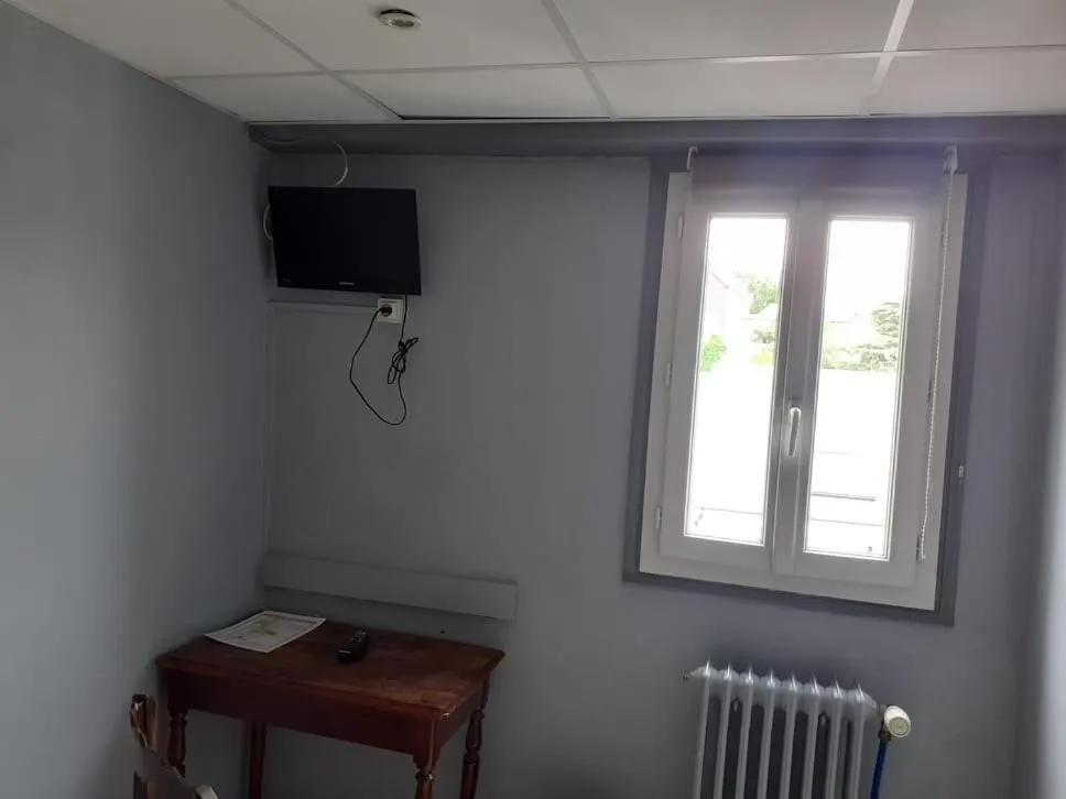 TV/Entertainment Center in Le fecamps