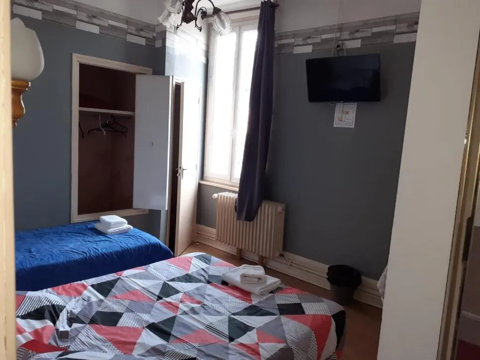 TV/Entertainment Center in Le fecamps