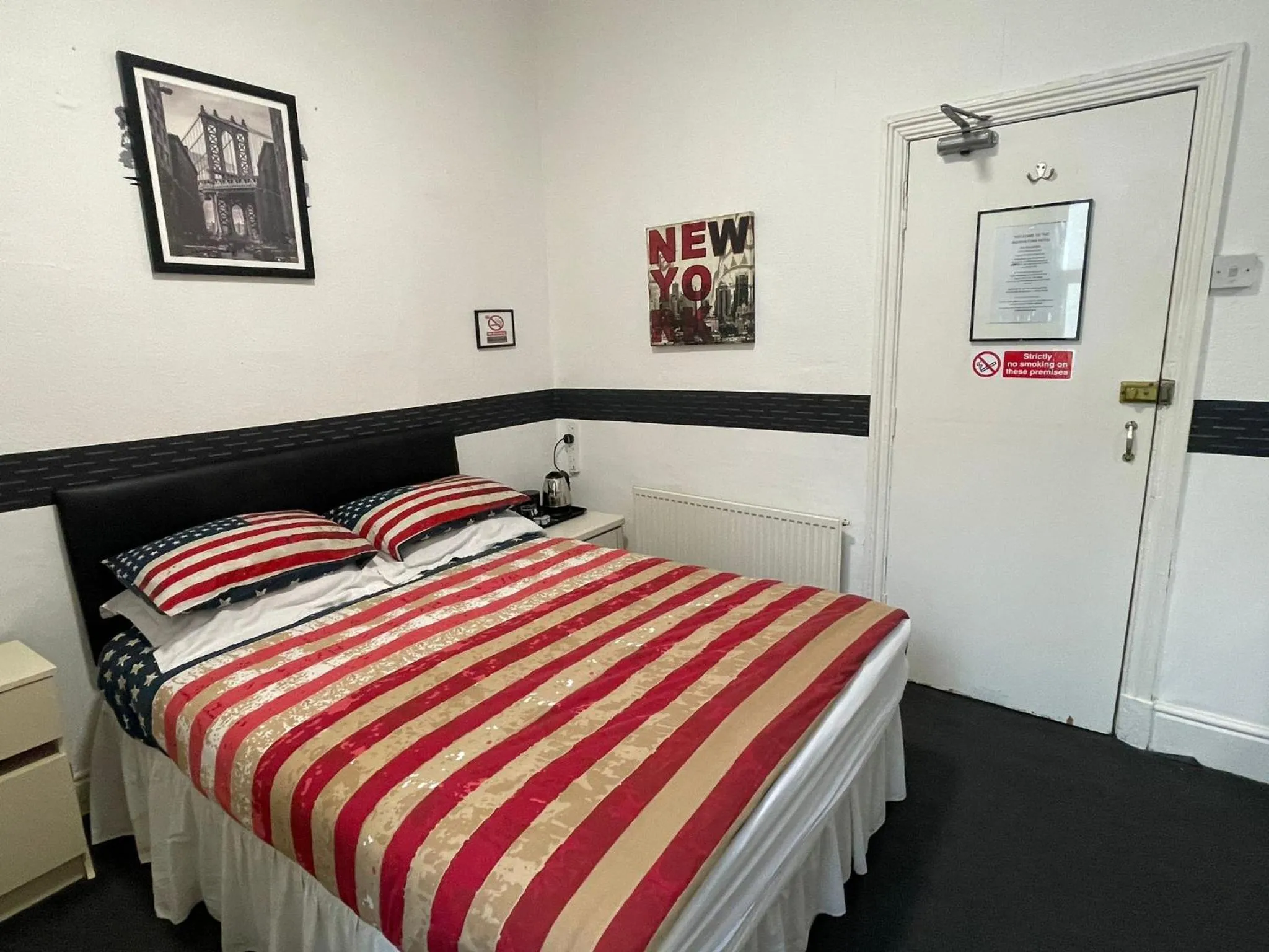 Bed in Manhattan Hotel