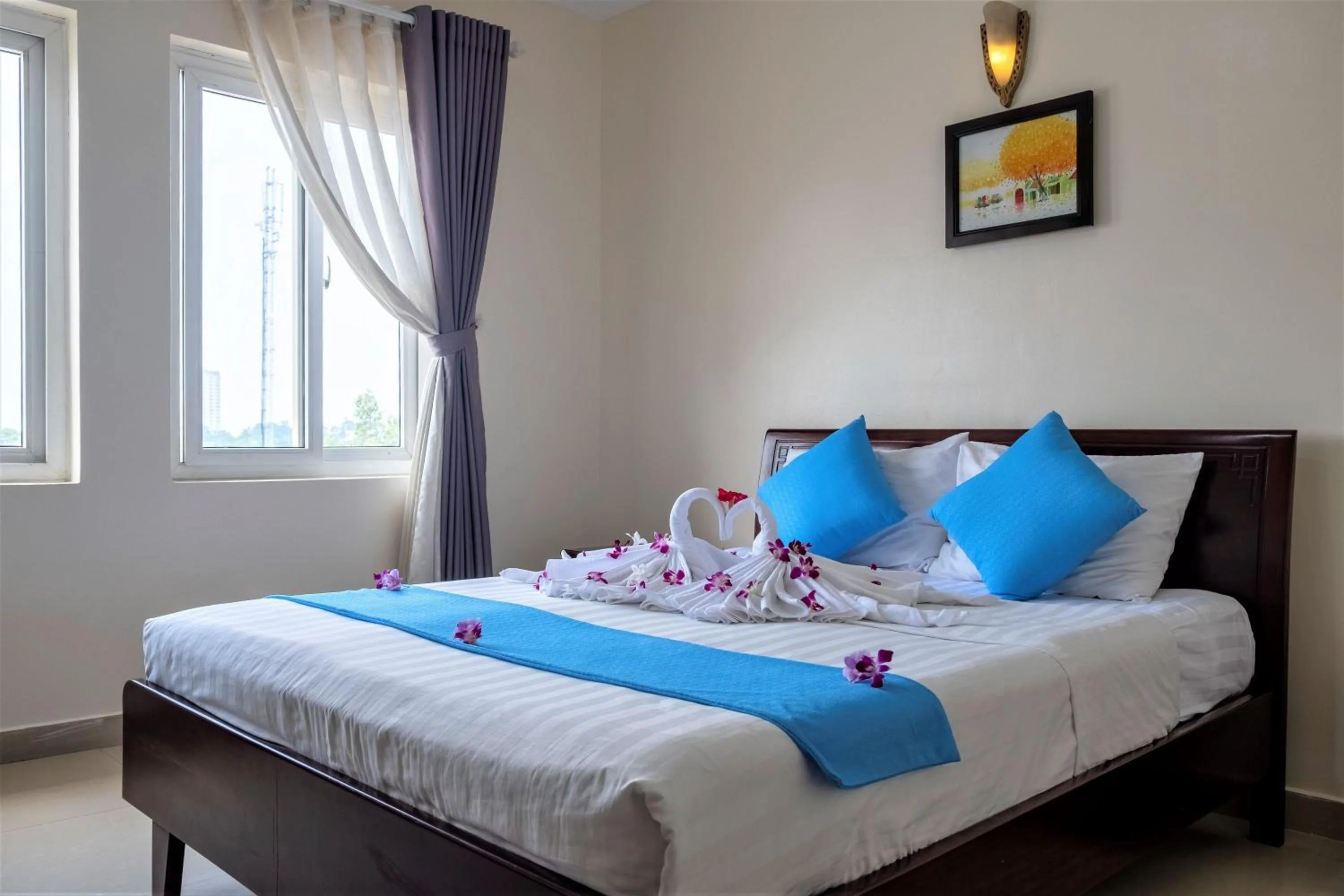 Bedroom, Bed in Phong Lan 2 Hotel