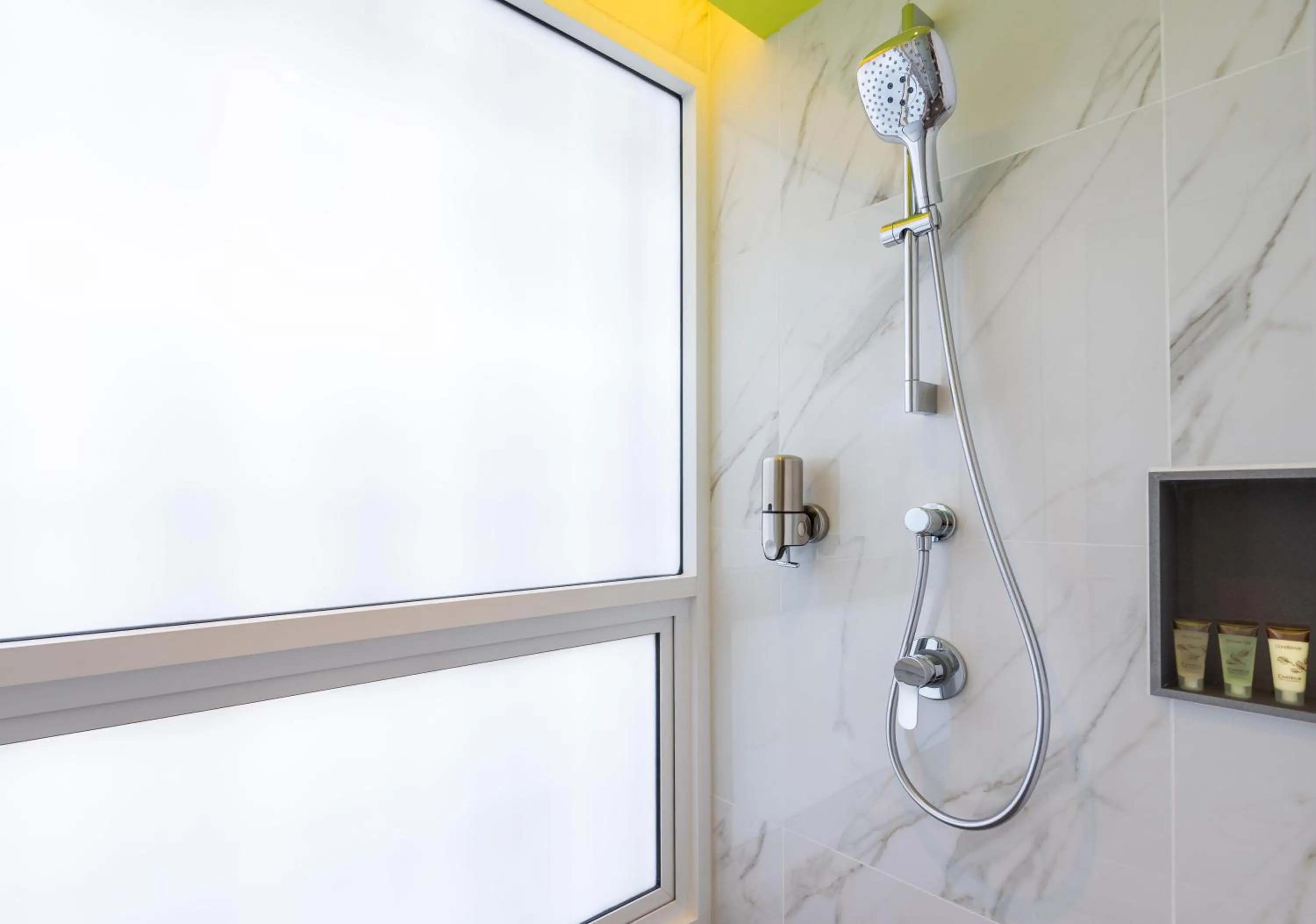 Shower in Maitria Hotel Rama 9 Bangkok - A Chatrium Collection