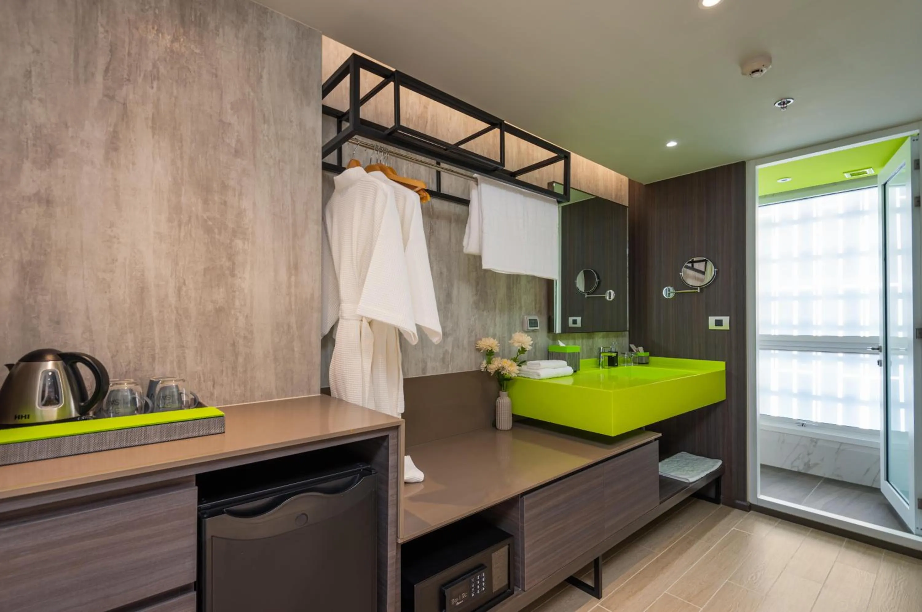 Bedroom, Bed in Maitria Hotel Rama 9 Bangkok - A Chatrium Collection