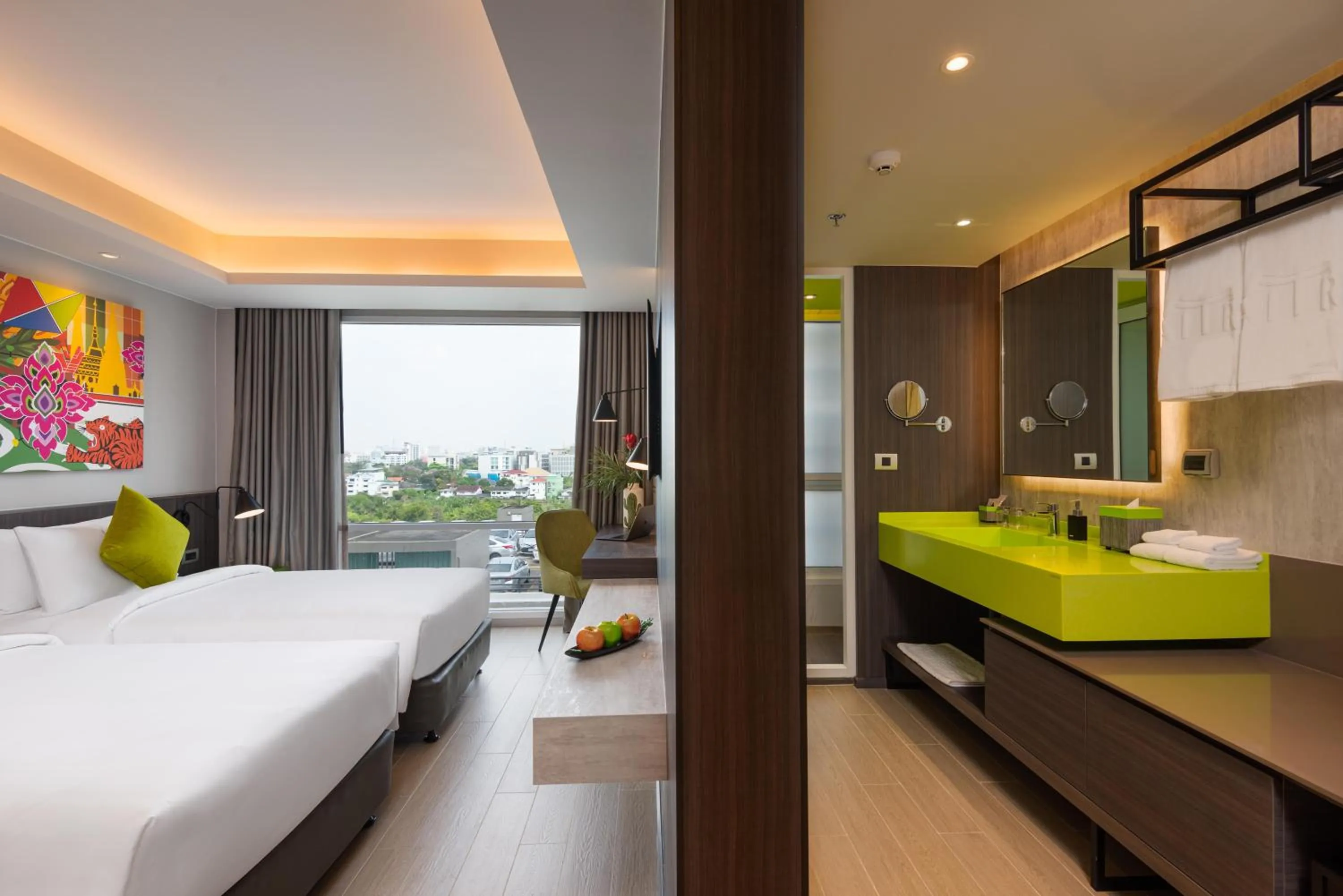 Toilet, Bed in Maitria Hotel Rama 9 Bangkok - A Chatrium Collection