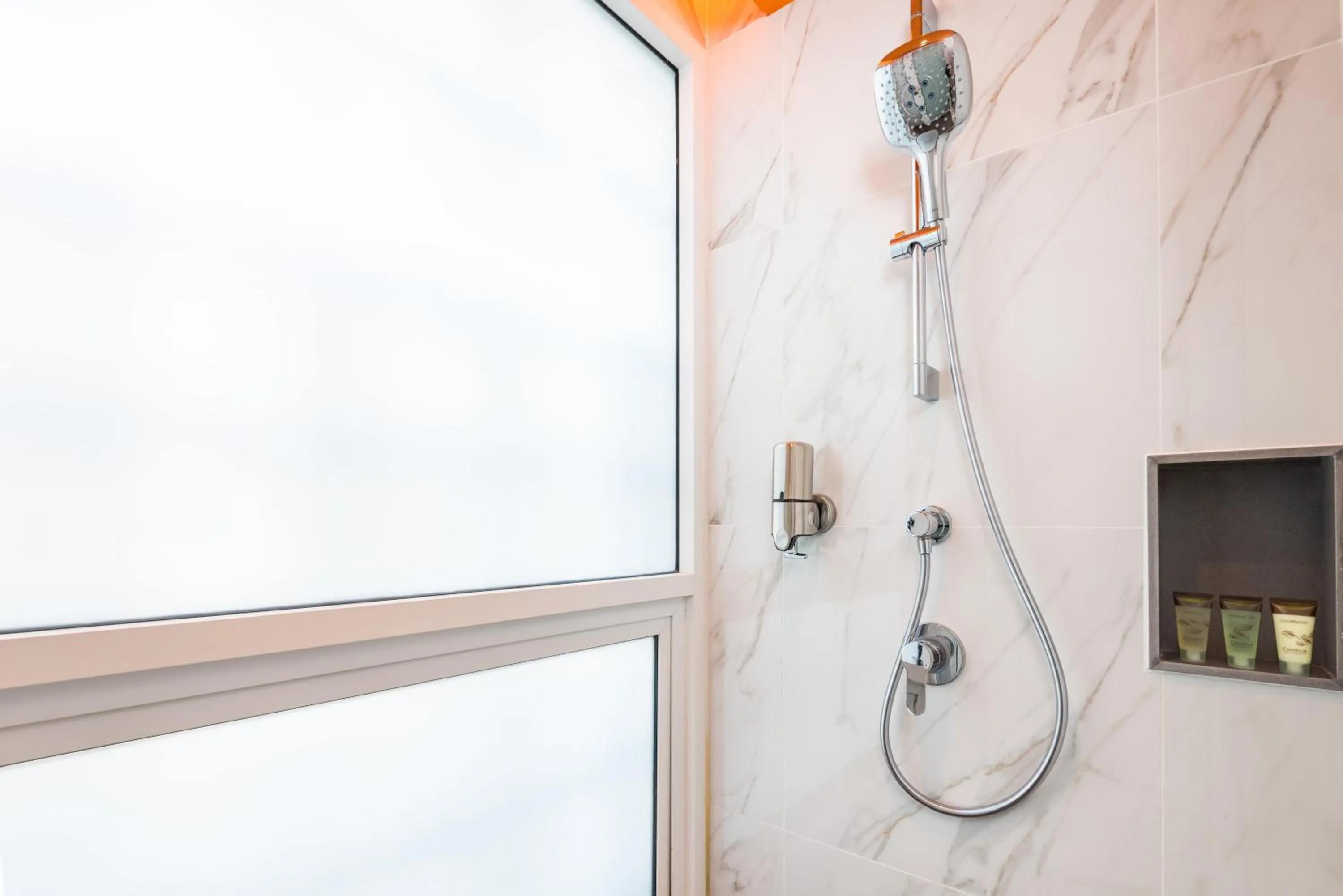 Shower in Maitria Hotel Rama 9 Bangkok - A Chatrium Collection